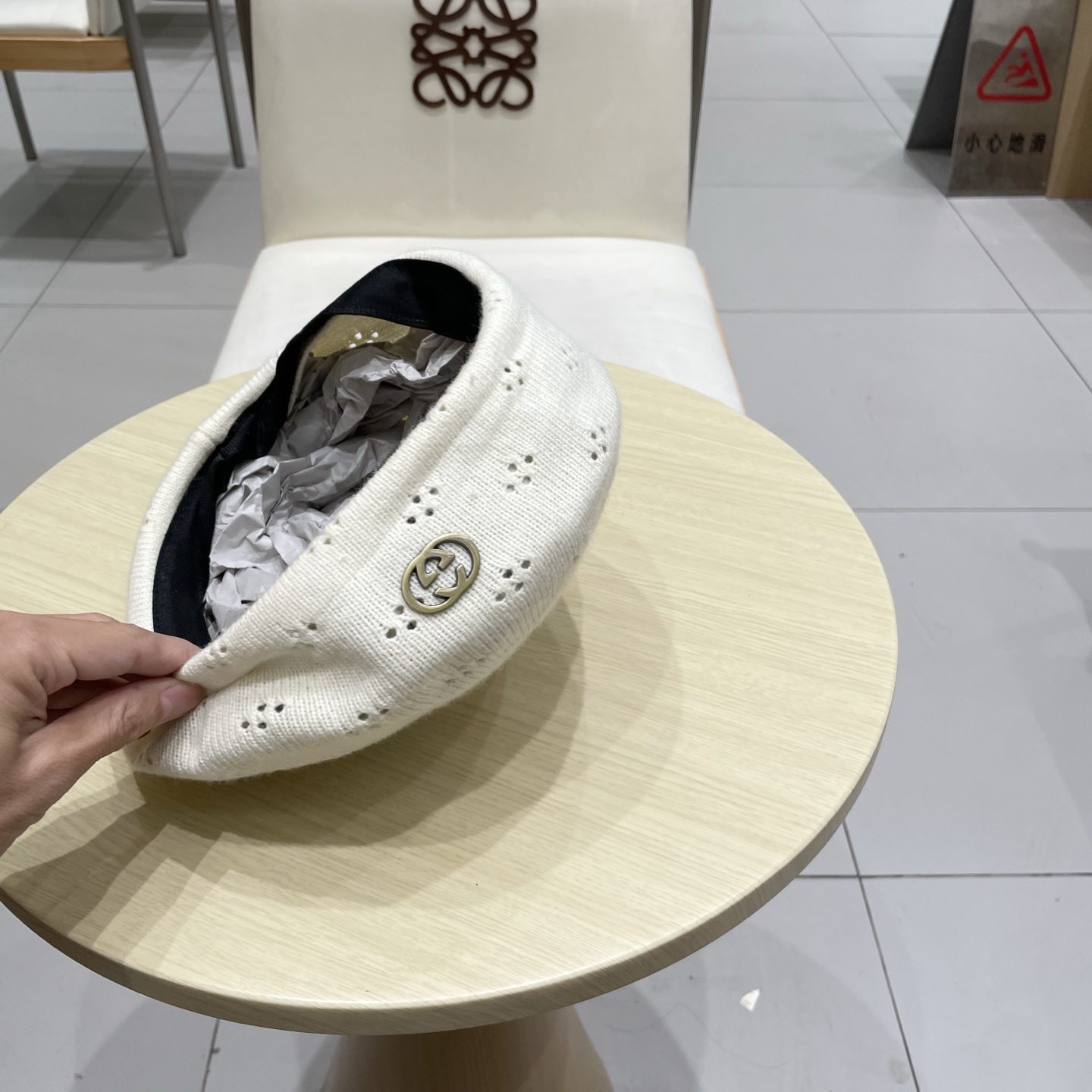  gucci古奇贝雷帽女纯色镂空气质文艺画家帽