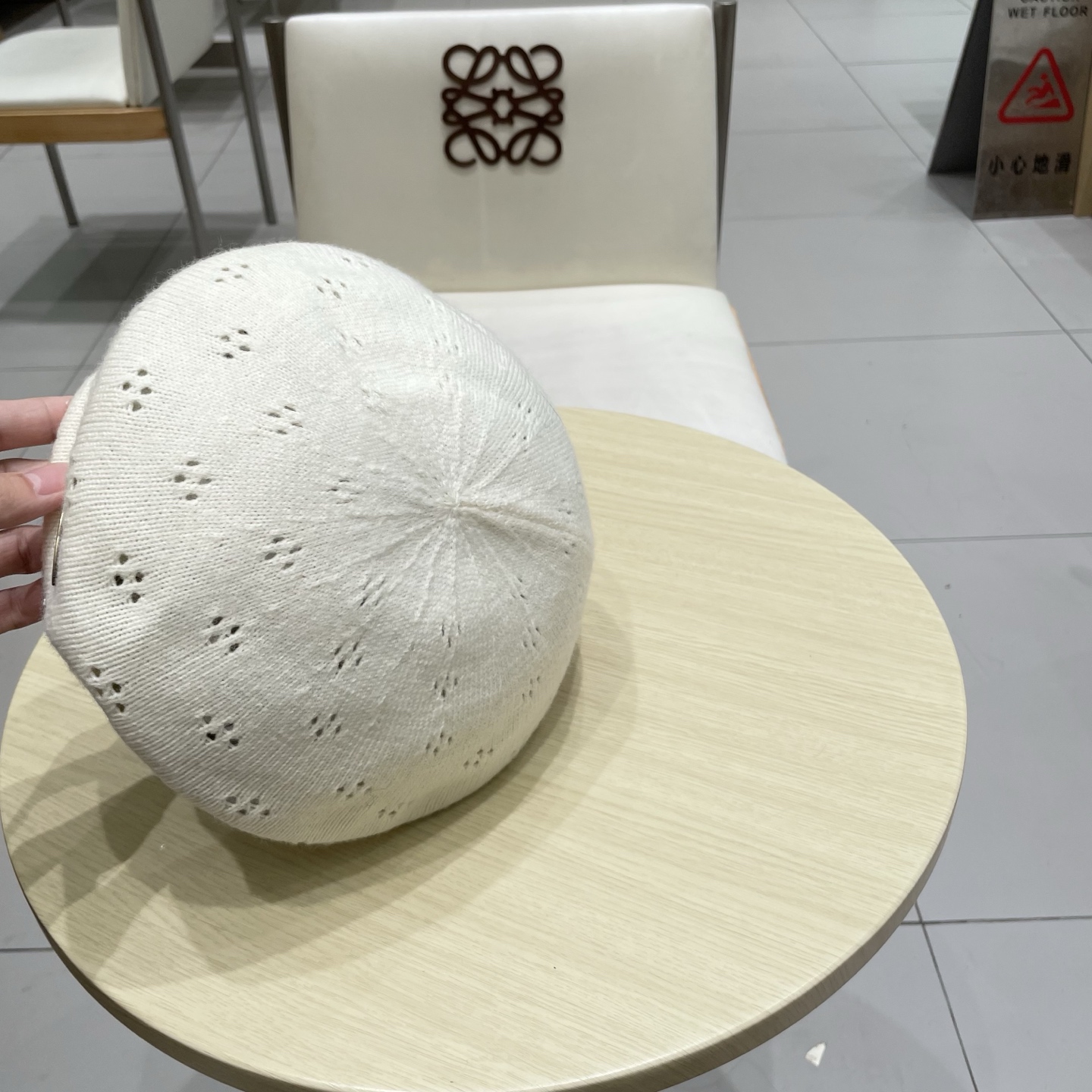  gucci古奇贝雷帽女纯色镂空气质文艺画家帽