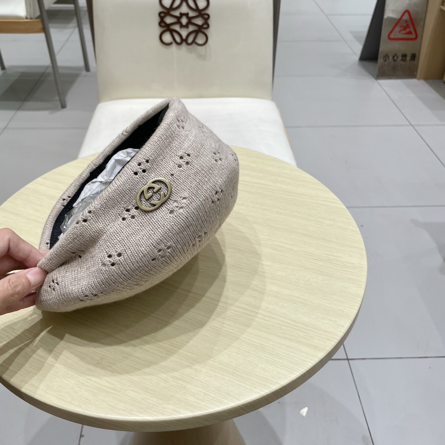  gucci古奇贝雷帽女纯色镂空气质文艺画家帽