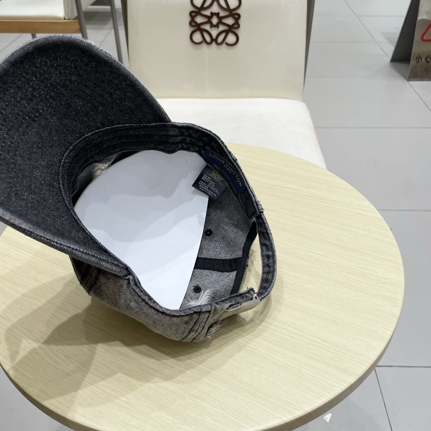  Lv路易威登水洗做旧破洞牛仔棒球帽女复古宽帽檐显脸遮阳百搭情侣鸭舌帽男潮