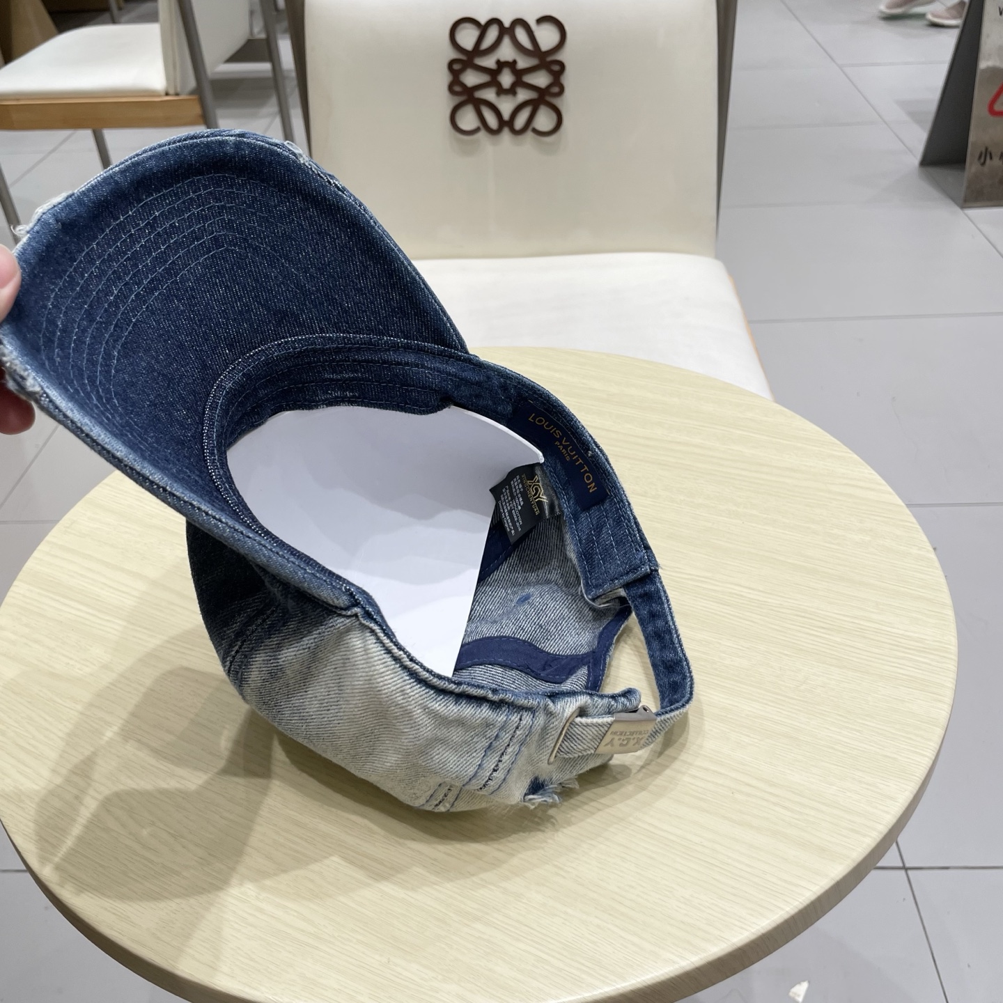  Lv路易威登水洗做旧破洞牛仔棒球帽女复古宽帽檐显脸遮阳百搭情侣鸭舌帽男潮