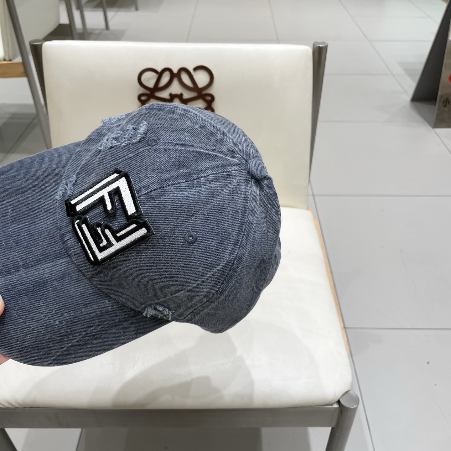  FENDI芬迪棒球帽🧢 经典FF中古单品，气质穿搭单品，质量杠杠👍