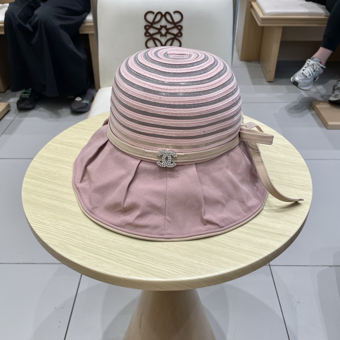  chanel香奈儿帽子女欧美时尚条纹渔夫帽大帽檐遮阳帽外贸太阳帽夏