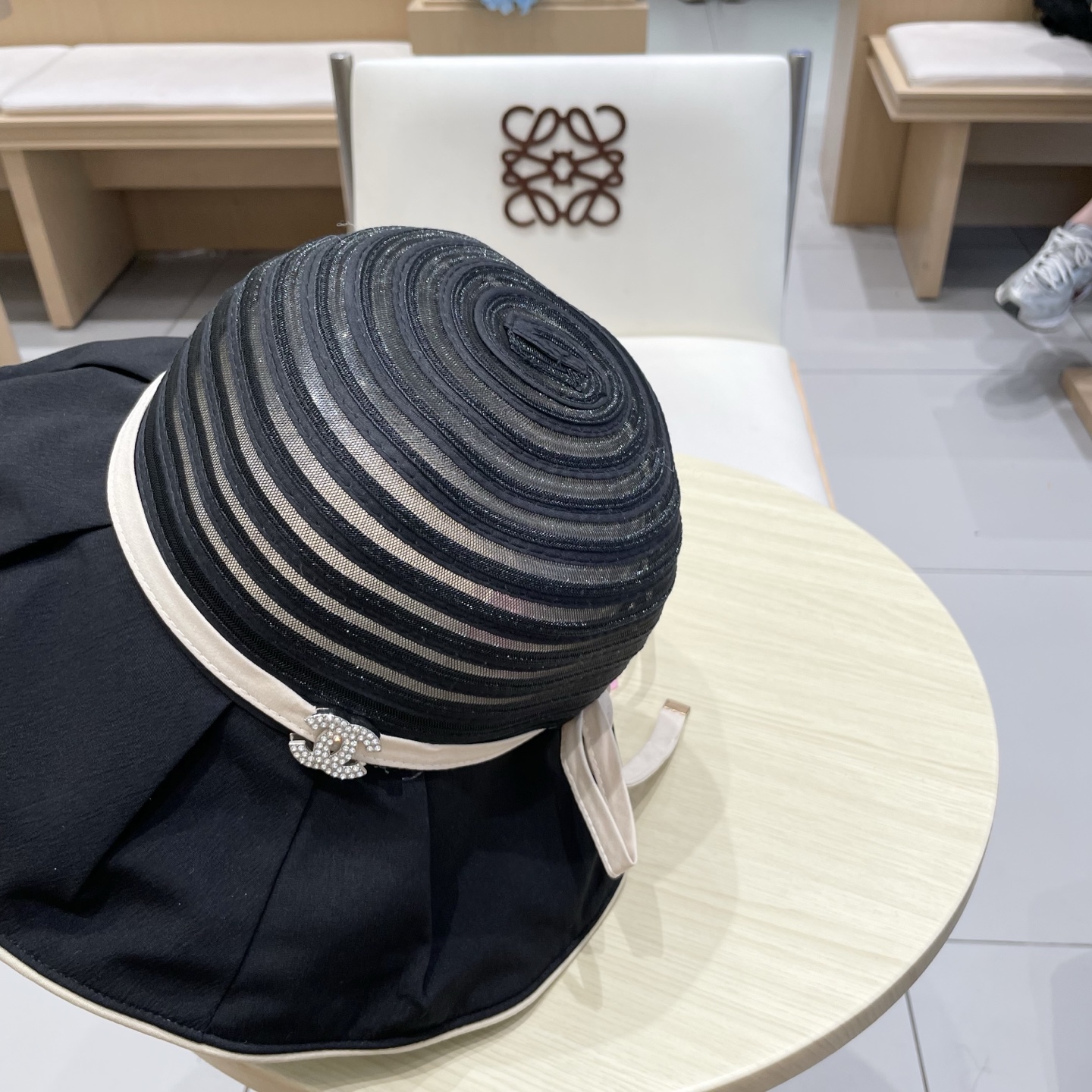  chanel香奈儿帽子女欧美时尚条纹渔夫帽大帽檐遮阳帽外贸太阳帽夏