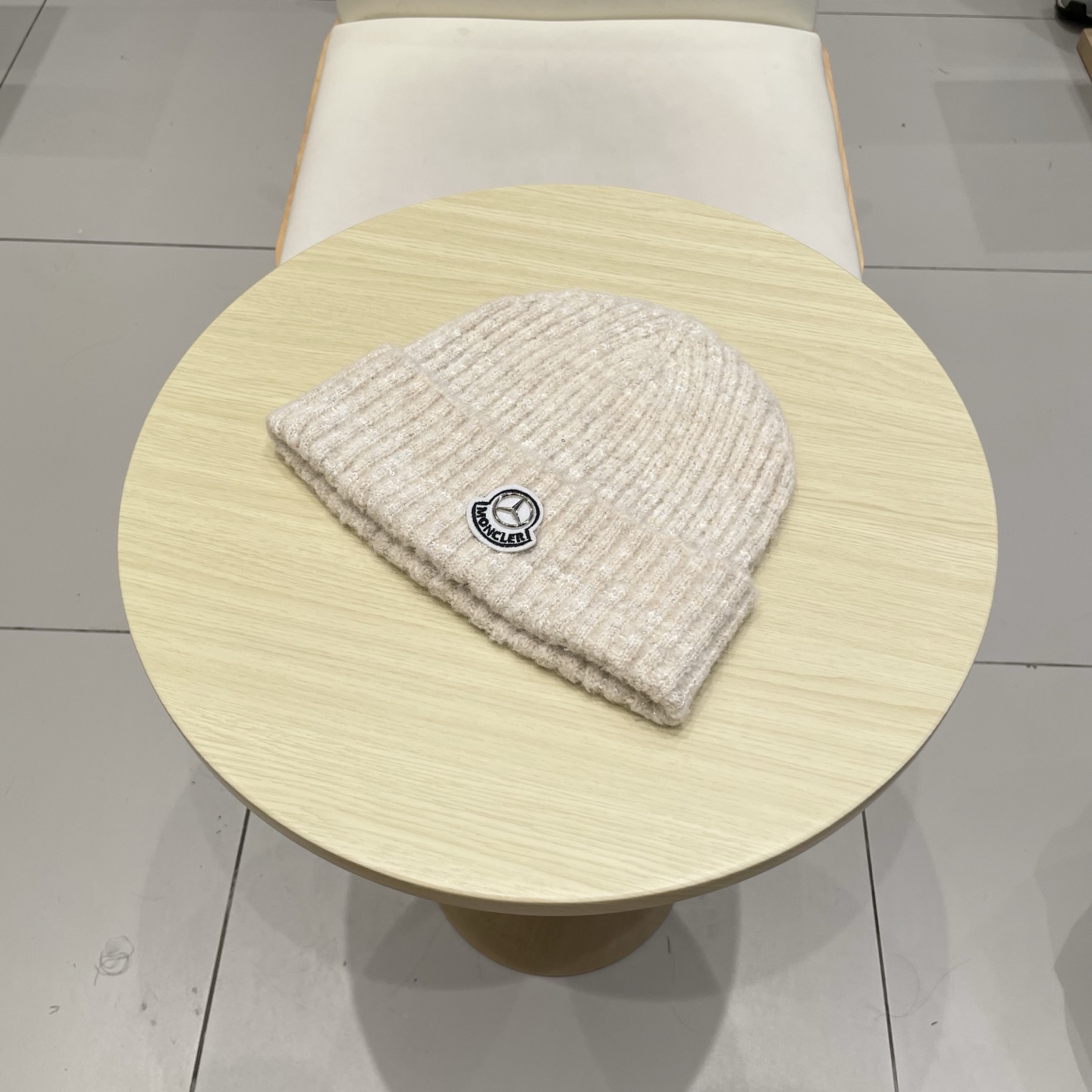   moncler 蒙口米色针织帽男女秋冬季毛线帽百搭显脸小保暖冷帽