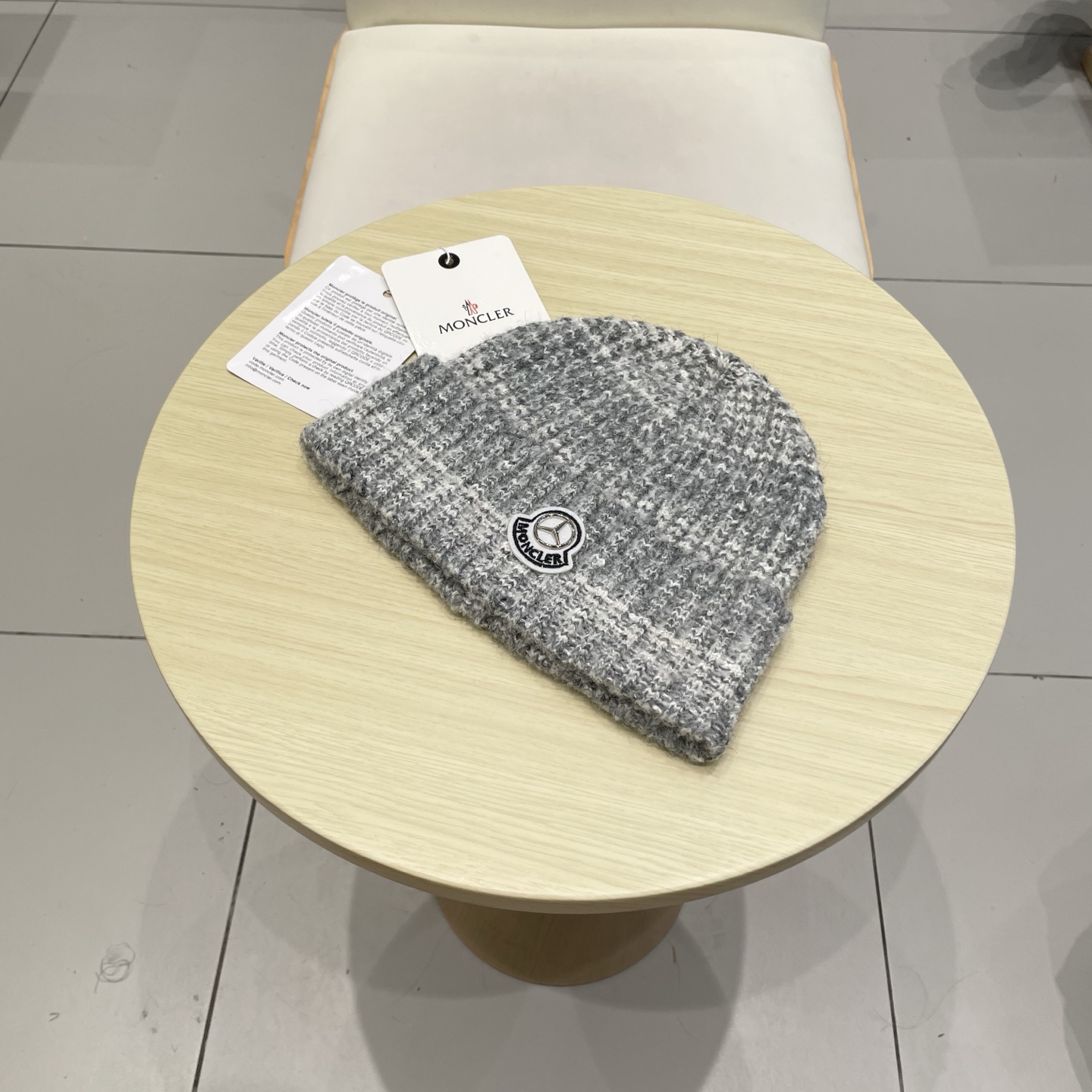   moncler 蒙口米色针织帽男女秋冬季毛线帽百搭显脸小保暖冷帽