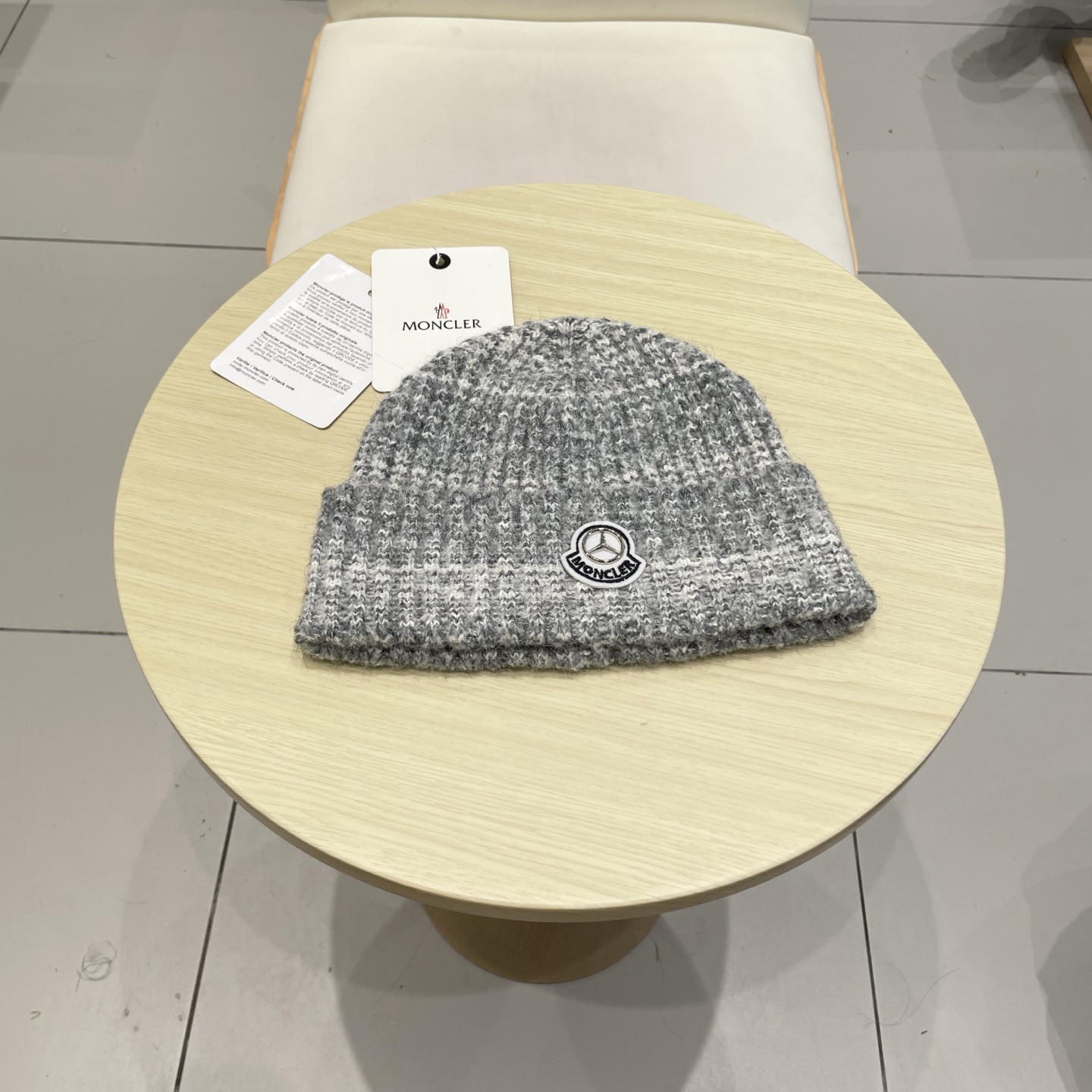   moncler 蒙口米色针织帽男女秋冬季毛线帽百搭显脸小保暖冷帽