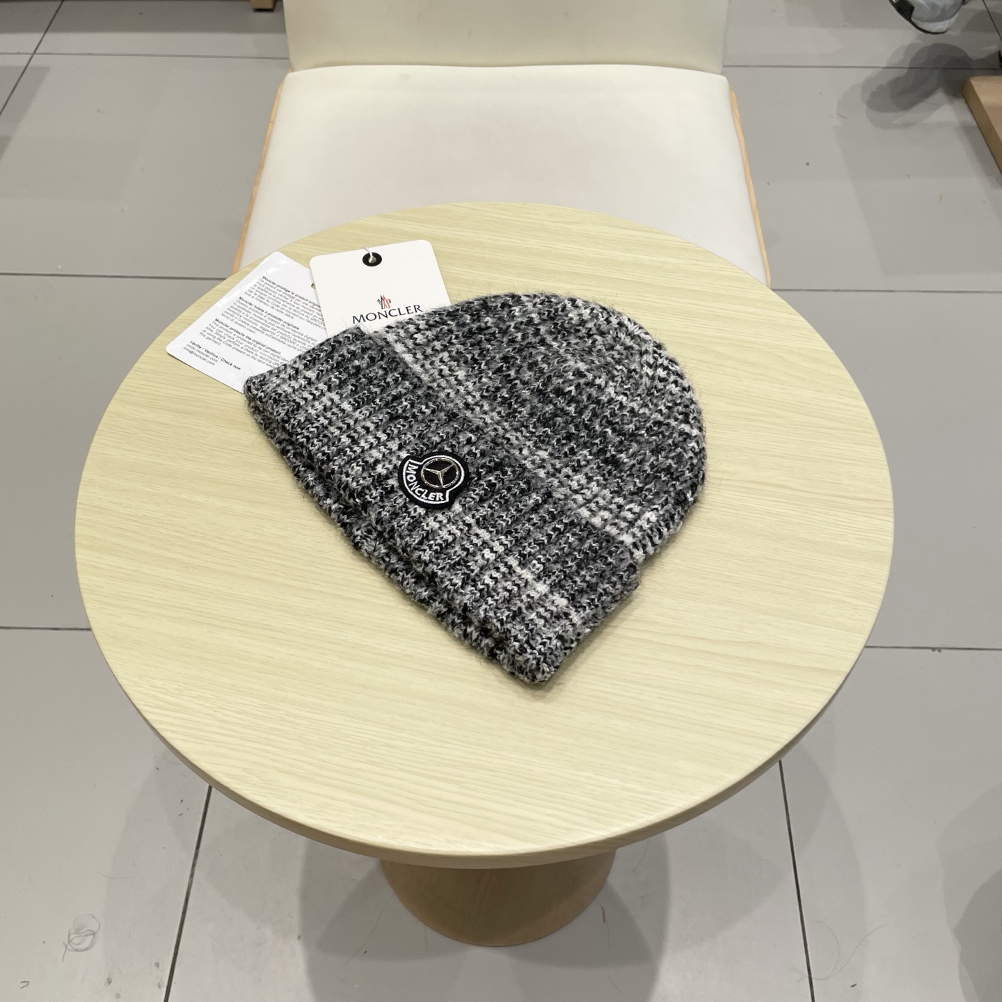   moncler 蒙口米色针织帽男女秋冬季毛线帽百搭显脸小保暖冷帽