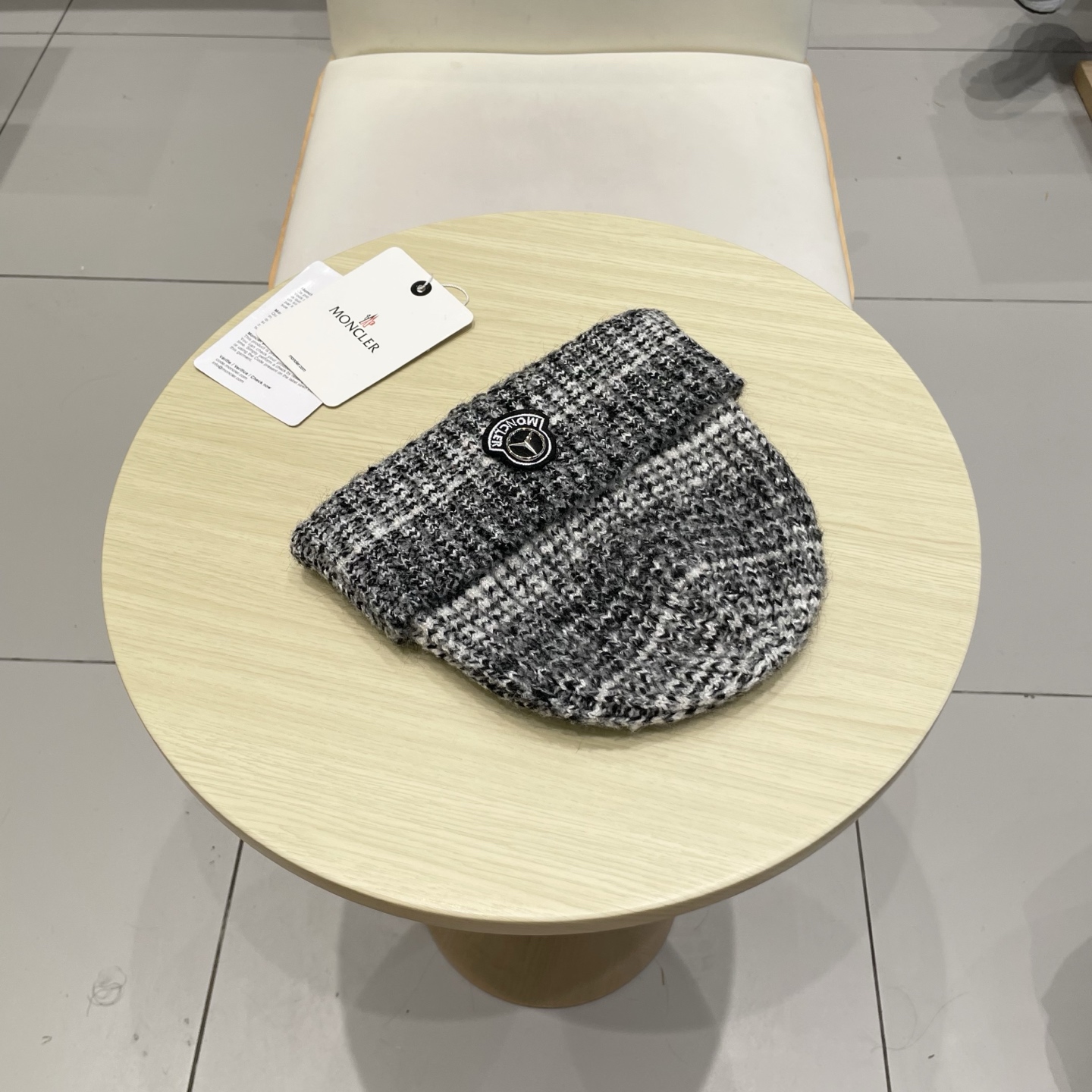   moncler 蒙口米色针织帽男女秋冬季毛线帽百搭显脸小保暖冷帽