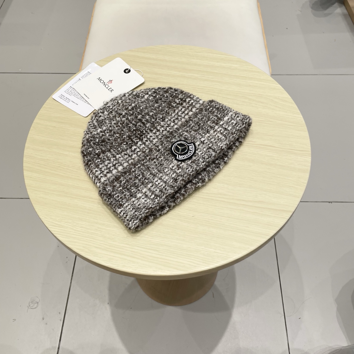   moncler 蒙口米色针织帽男女秋冬季毛线帽百搭显脸小保暖冷帽