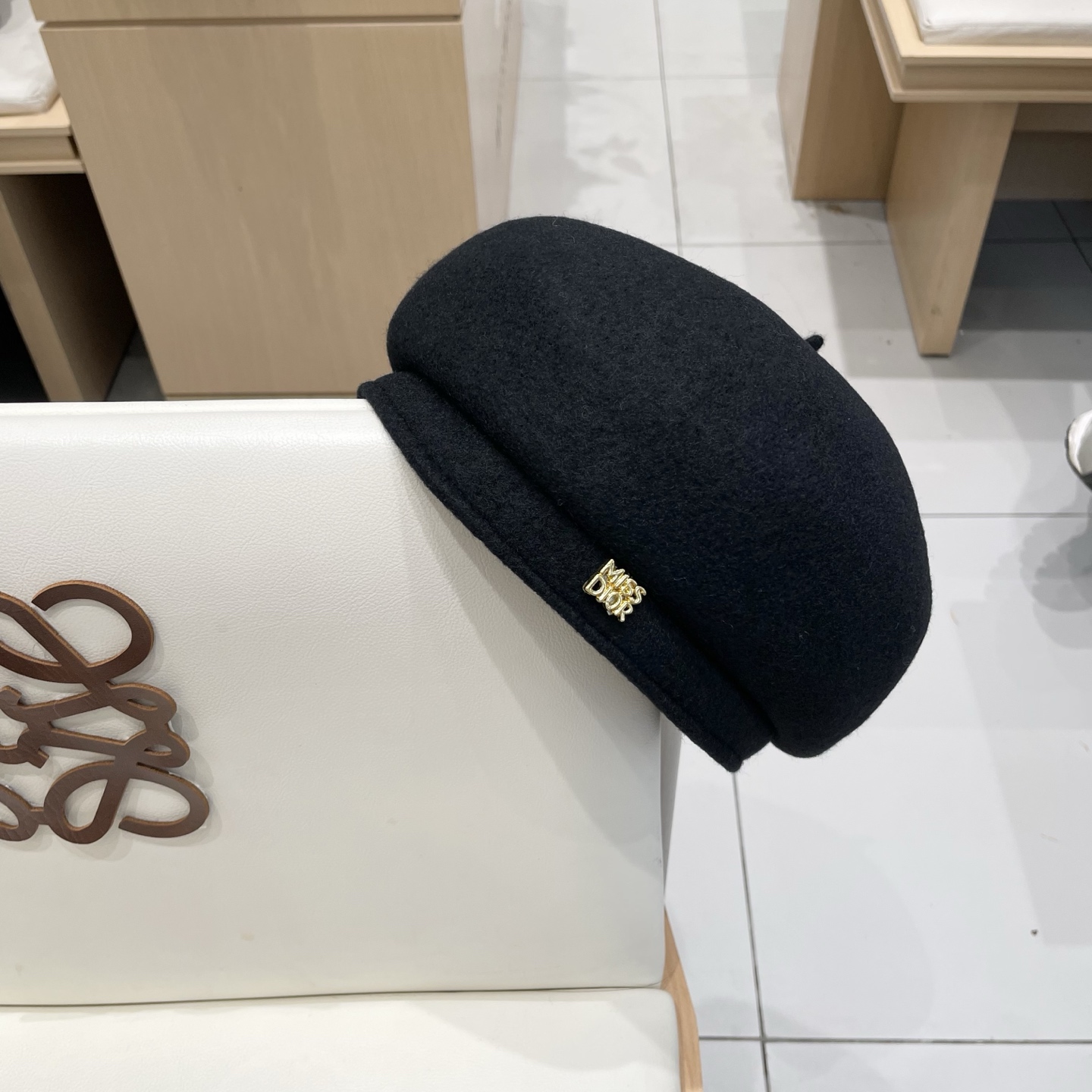  DIOR迪奥秋冬季羊毛呢贝雷帽女2025新款高品质大头围灰色百搭画家帽显脸小