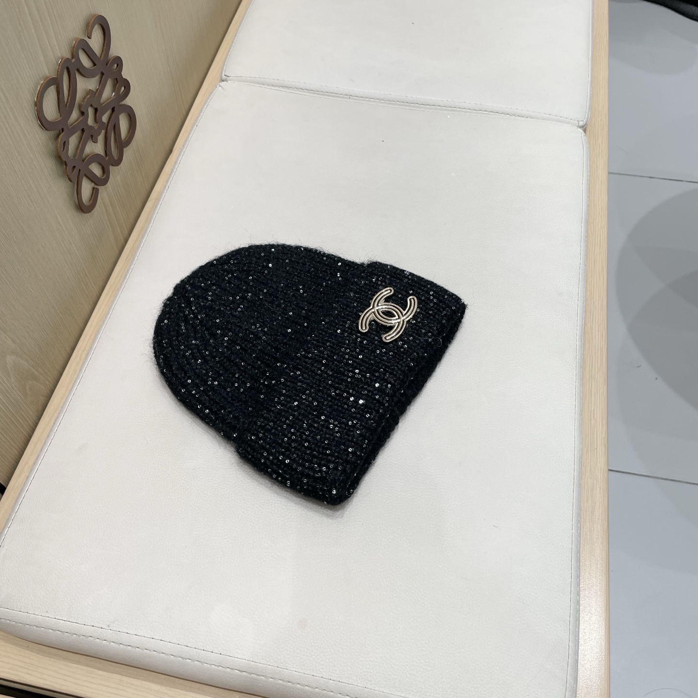  CHANEL香奈儿】🔥亮片款针织毛线帽，超火爆💖质感一流，出街超好搭配！