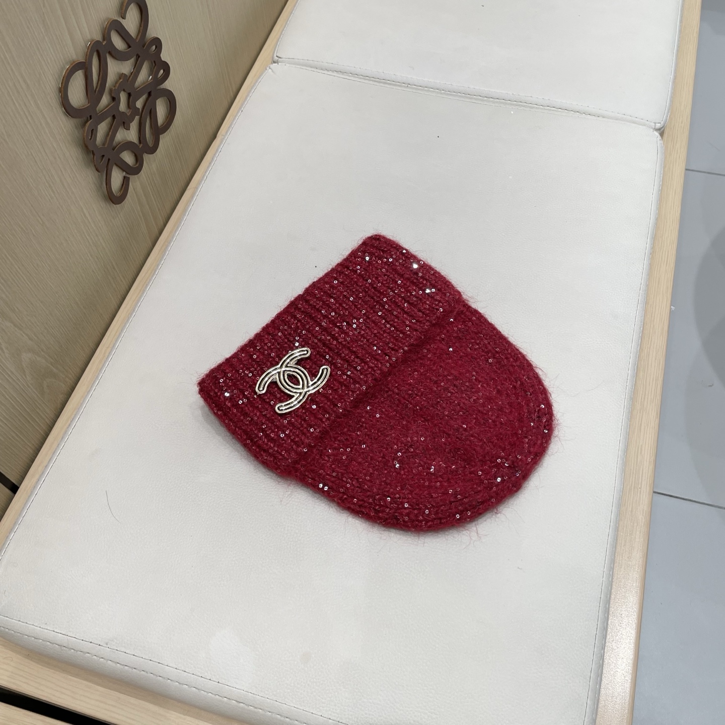  CHANEL香奈儿】🔥亮片款针织毛线帽，超火爆💖质感一流，出街超好搭配！