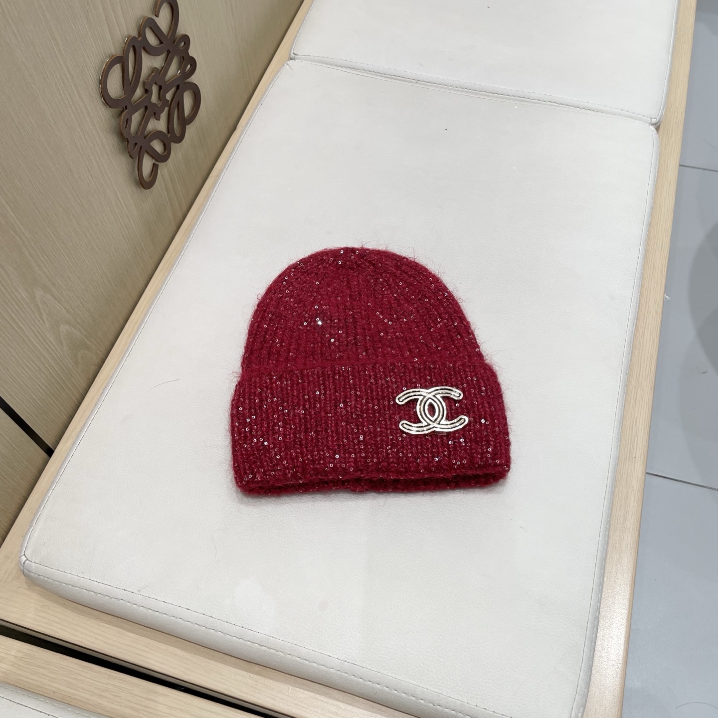  CHANEL香奈儿】🔥亮片款针织毛线帽，超火爆💖质感一流，出街超好搭配！