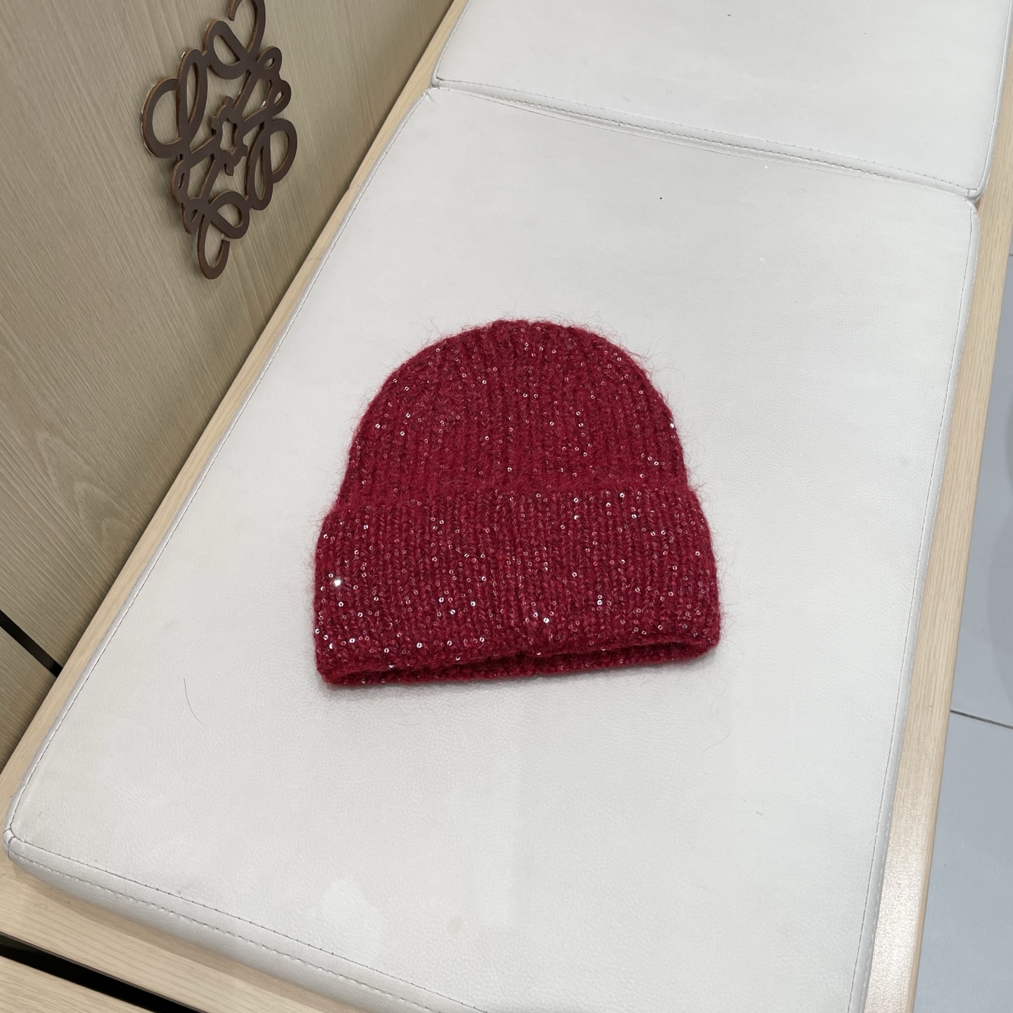  CHANEL香奈儿】🔥亮片款针织毛线帽，超火爆💖质感一流，出街超好搭配！