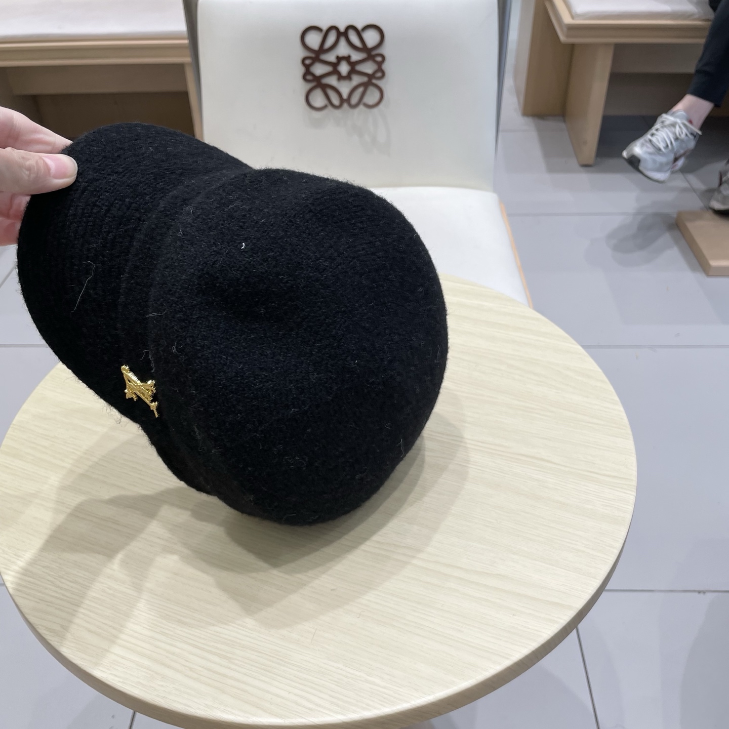  Lv路易威登秋冬季百搭羊毛呢贝雷帽子女款韩版休闲气质鸭舌帽英伦复古画家帽