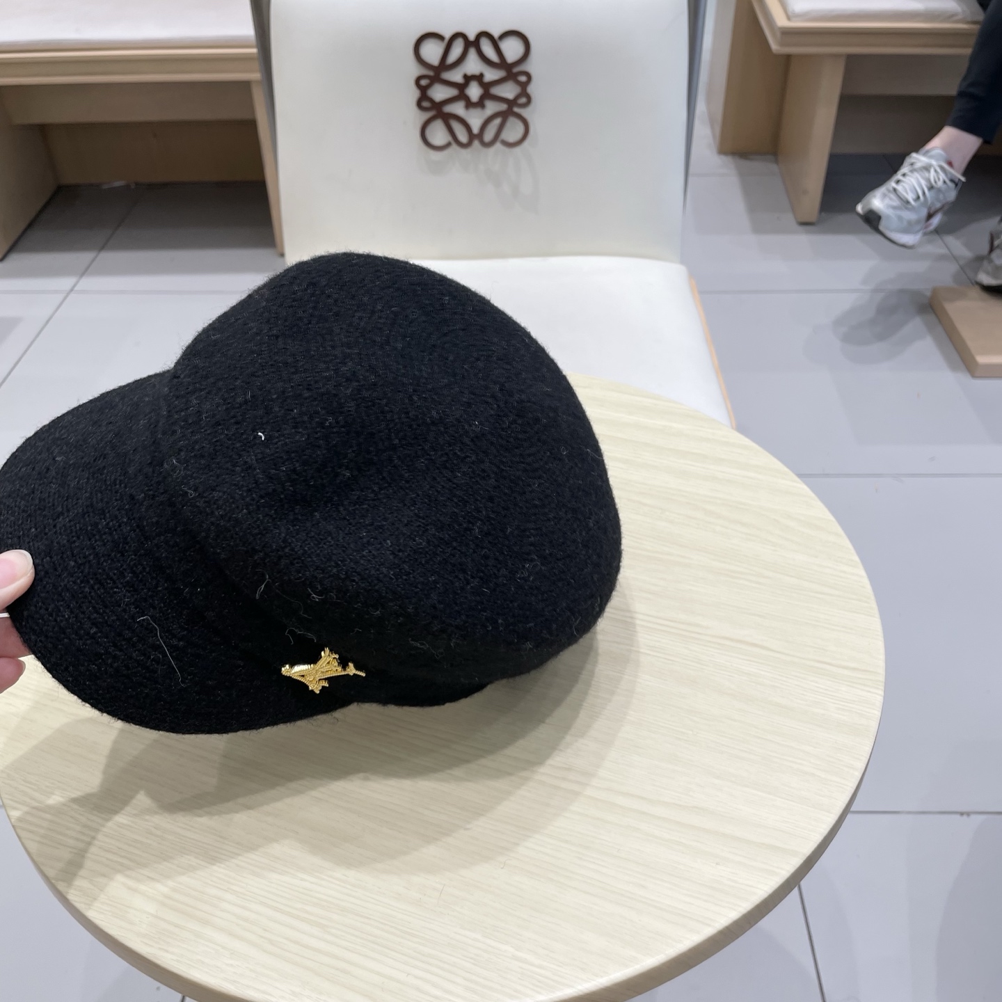  Lv路易威登秋冬季百搭羊毛呢贝雷帽子女款韩版休闲气质鸭舌帽英伦复古画家帽