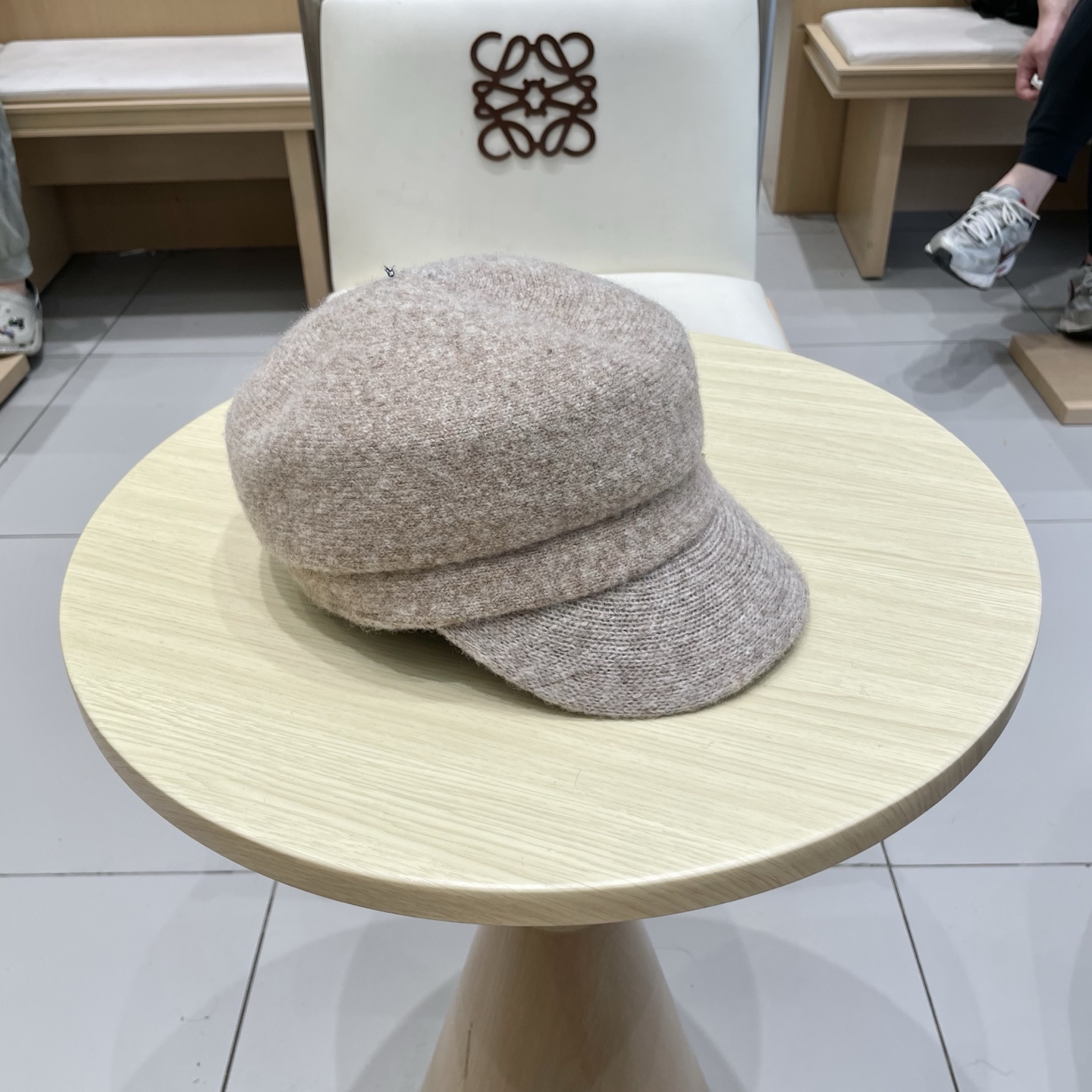  Lv路易威登秋冬季百搭羊毛呢贝雷帽子女款韩版休闲气质鸭舌帽英伦复古画家帽