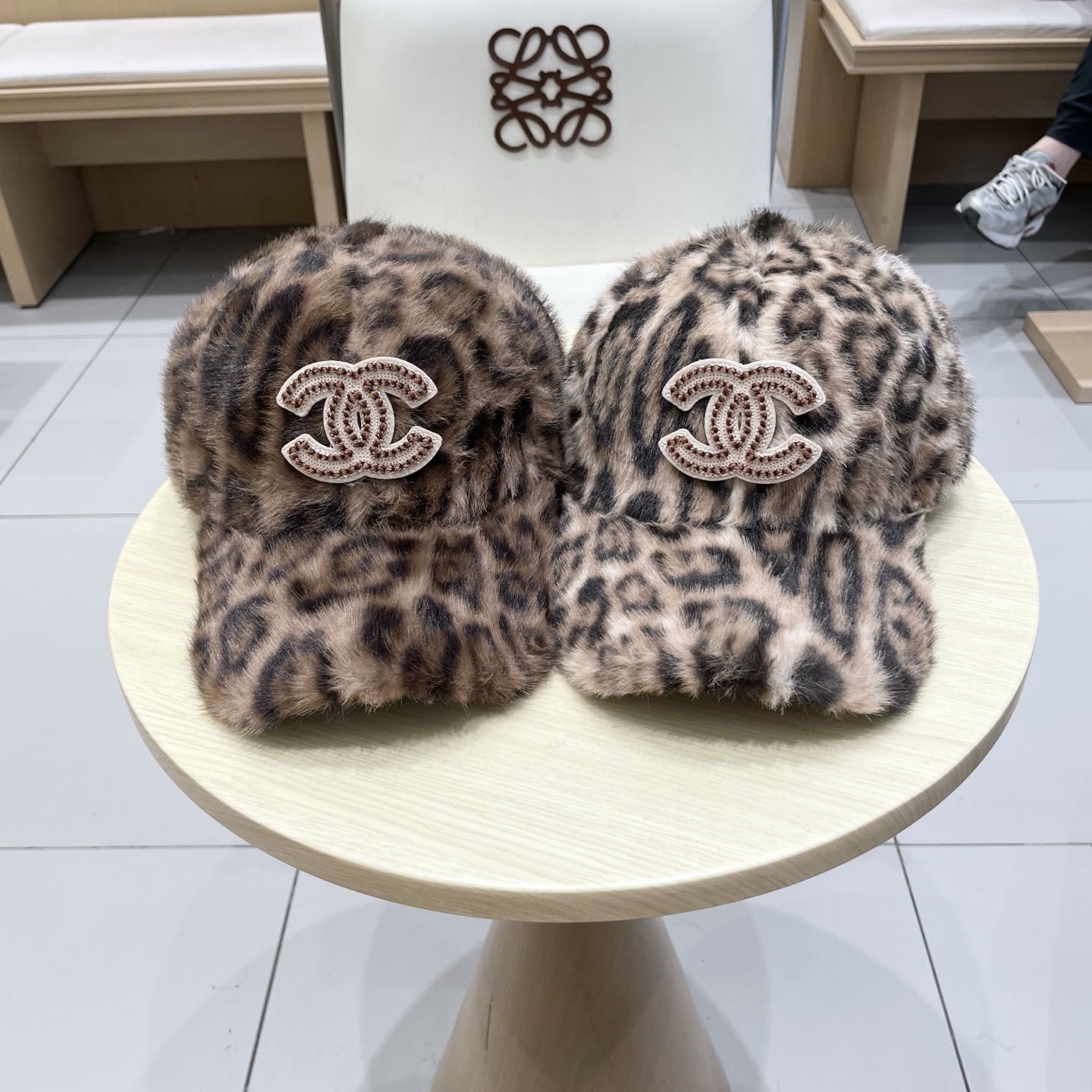  chanel香奈儿毛绒绒豹纹秋冬保暖棒球帽韩版时尚户外百搭复古超好看显脸小休闲