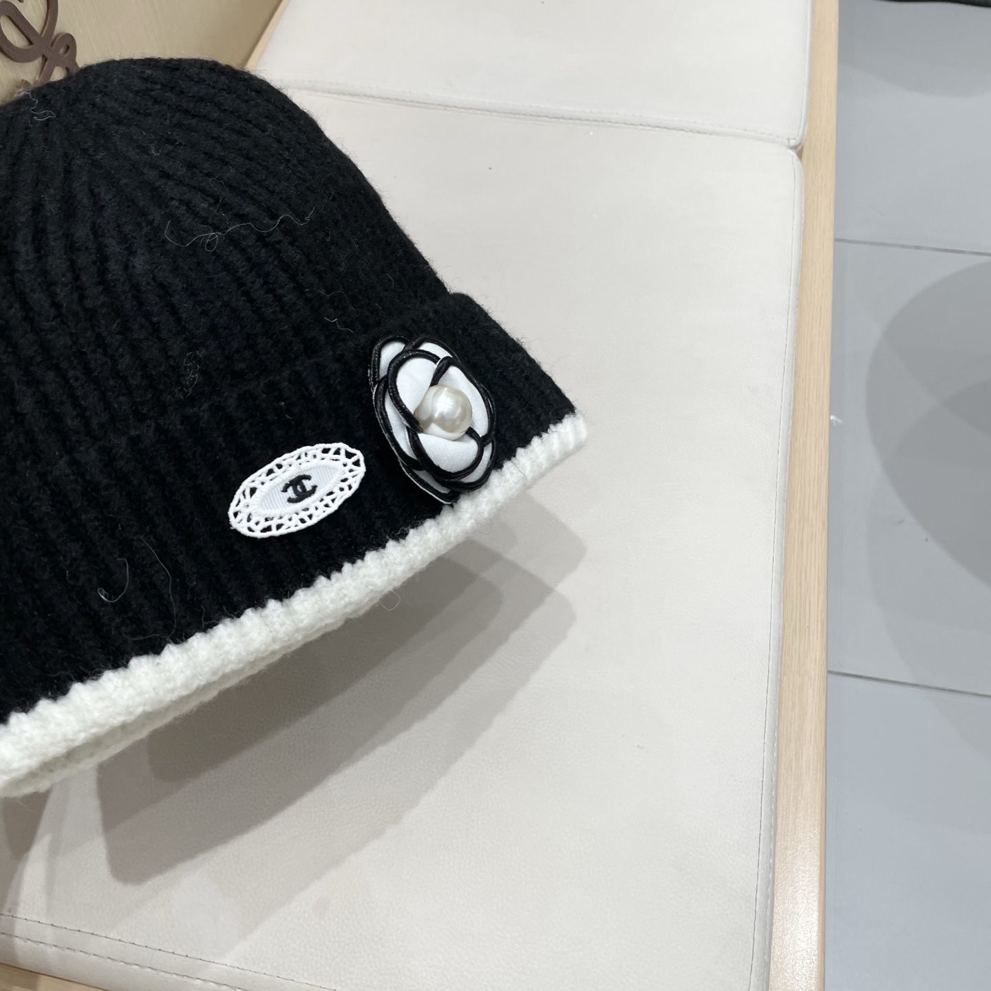  Chanel香奈儿新款山茶花针织毛线帽