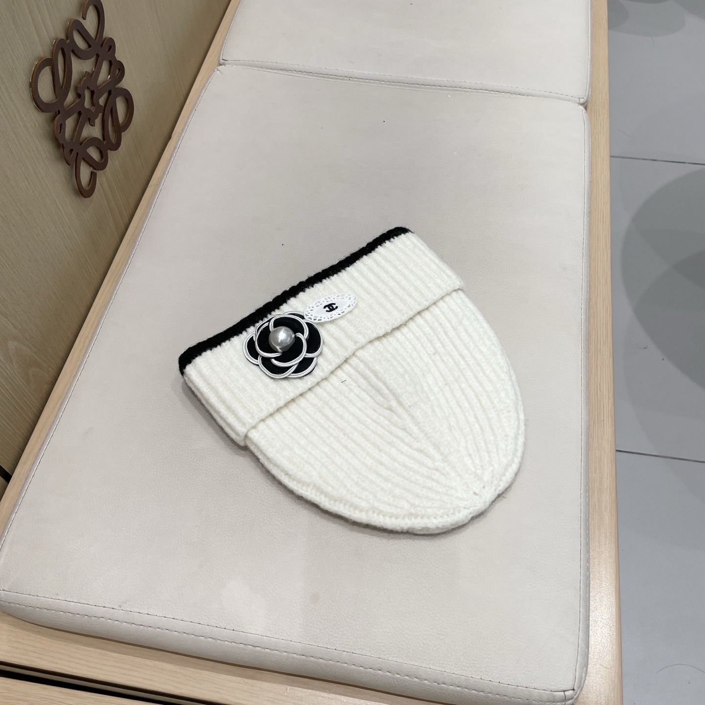  Chanel香奈儿新款山茶花针织毛线帽