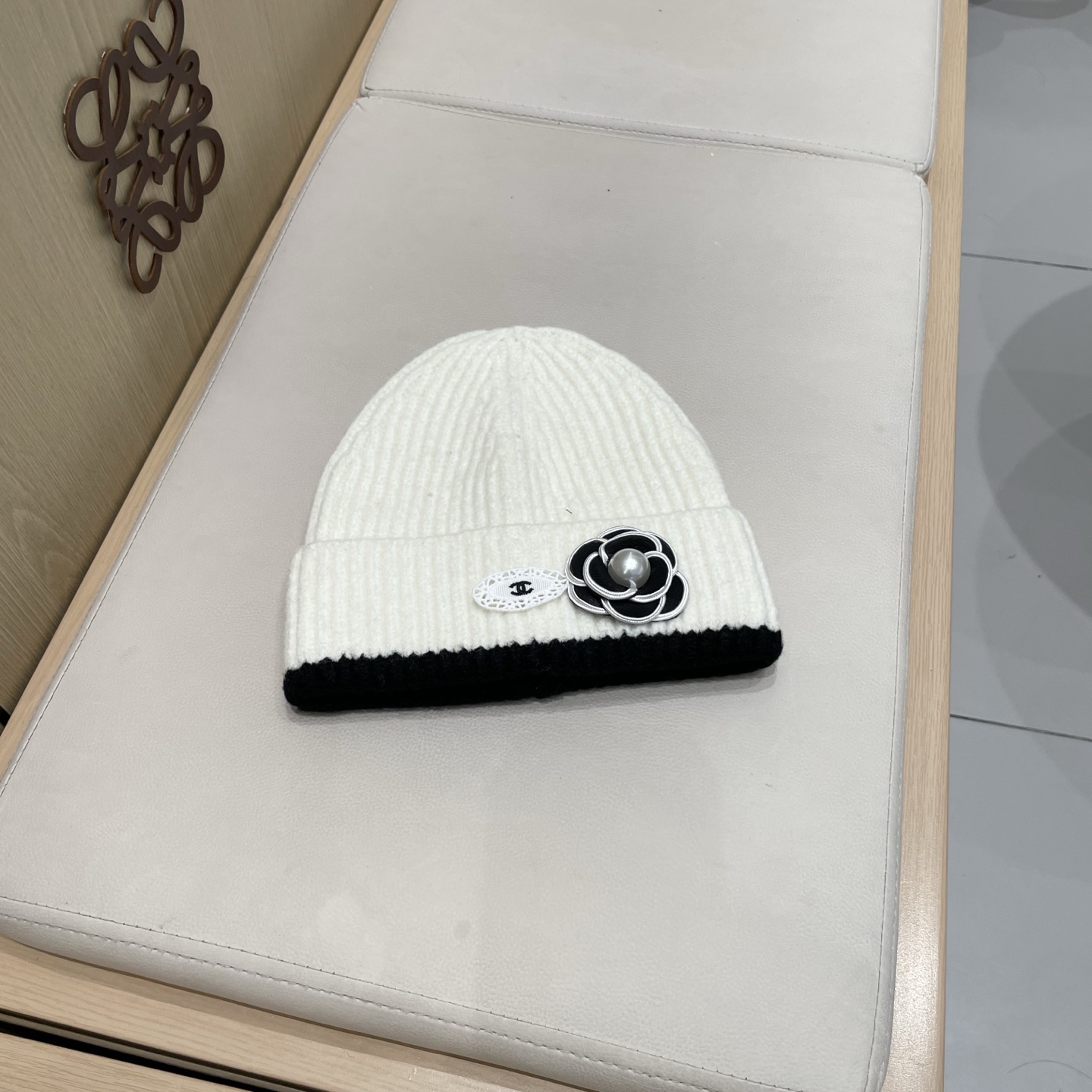  Chanel香奈儿新款山茶花针织毛线帽