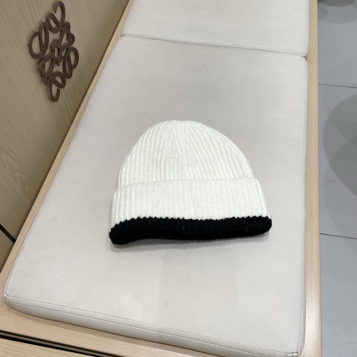  Chanel香奈儿新款山茶花针织毛线帽