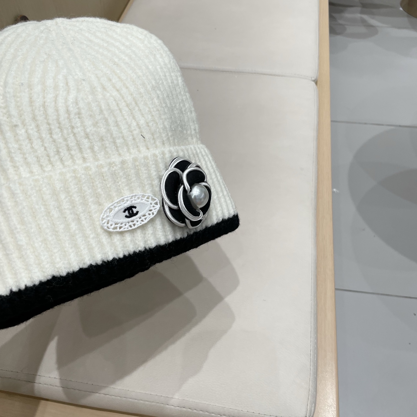  Chanel香奈儿新款山茶花针织毛线帽