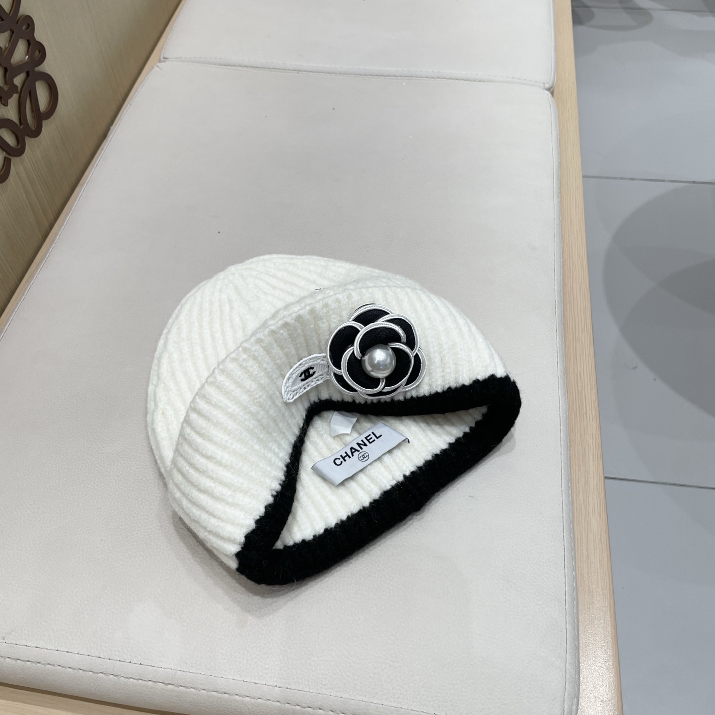  Chanel香奈儿新款山茶花针织毛线帽