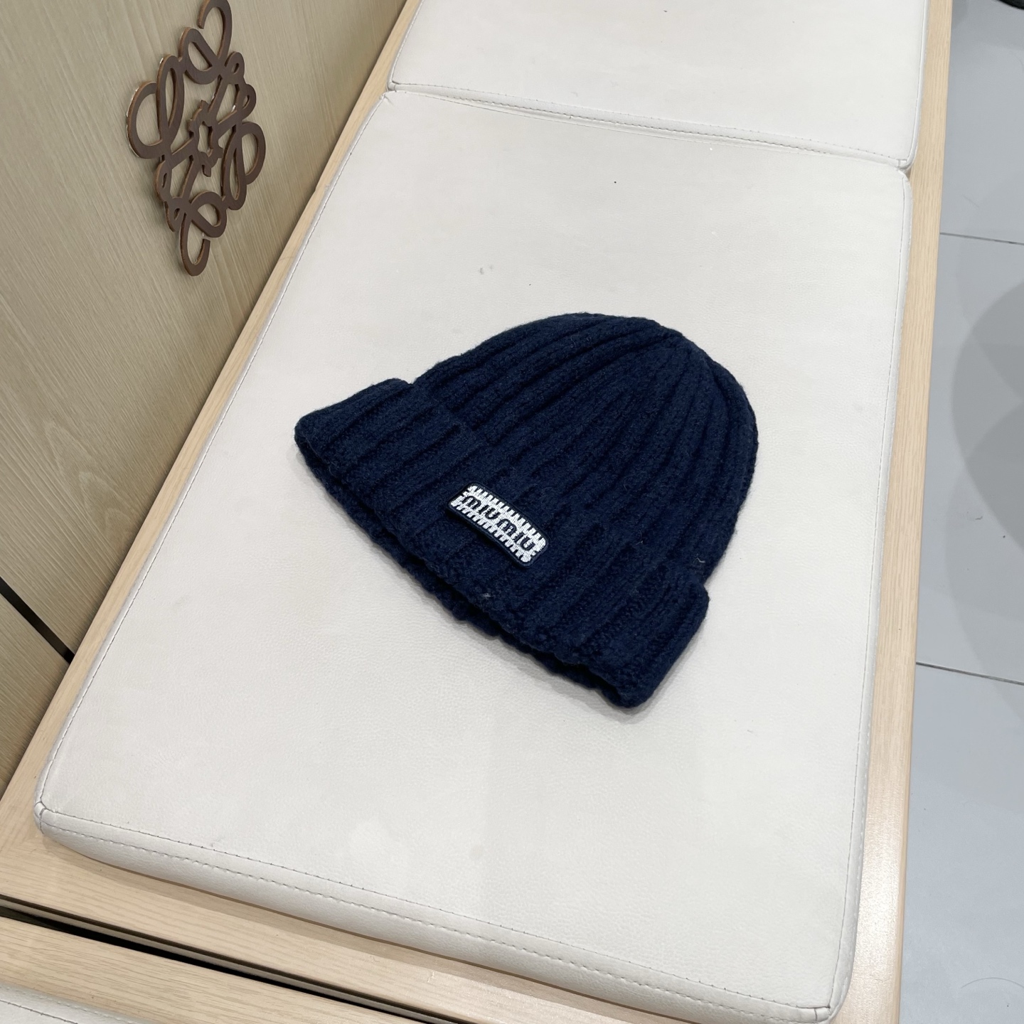 【MIUMIU缪缪】2025秋冬新款针织毛线帽，复古韩版的一款保暖百搭单品