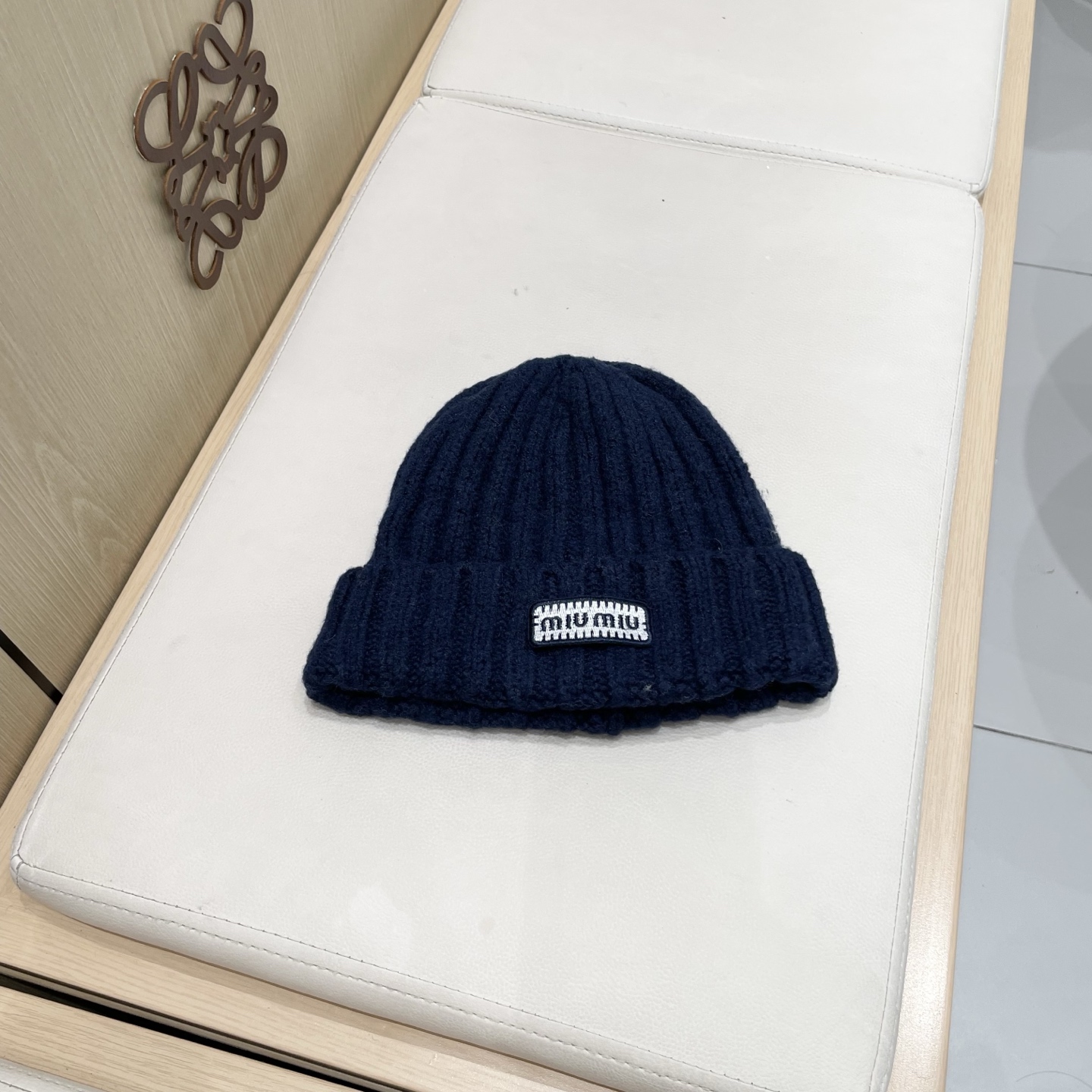 【MIUMIU缪缪】2025秋冬新款针织毛线帽，复古韩版的一款保暖百搭单品