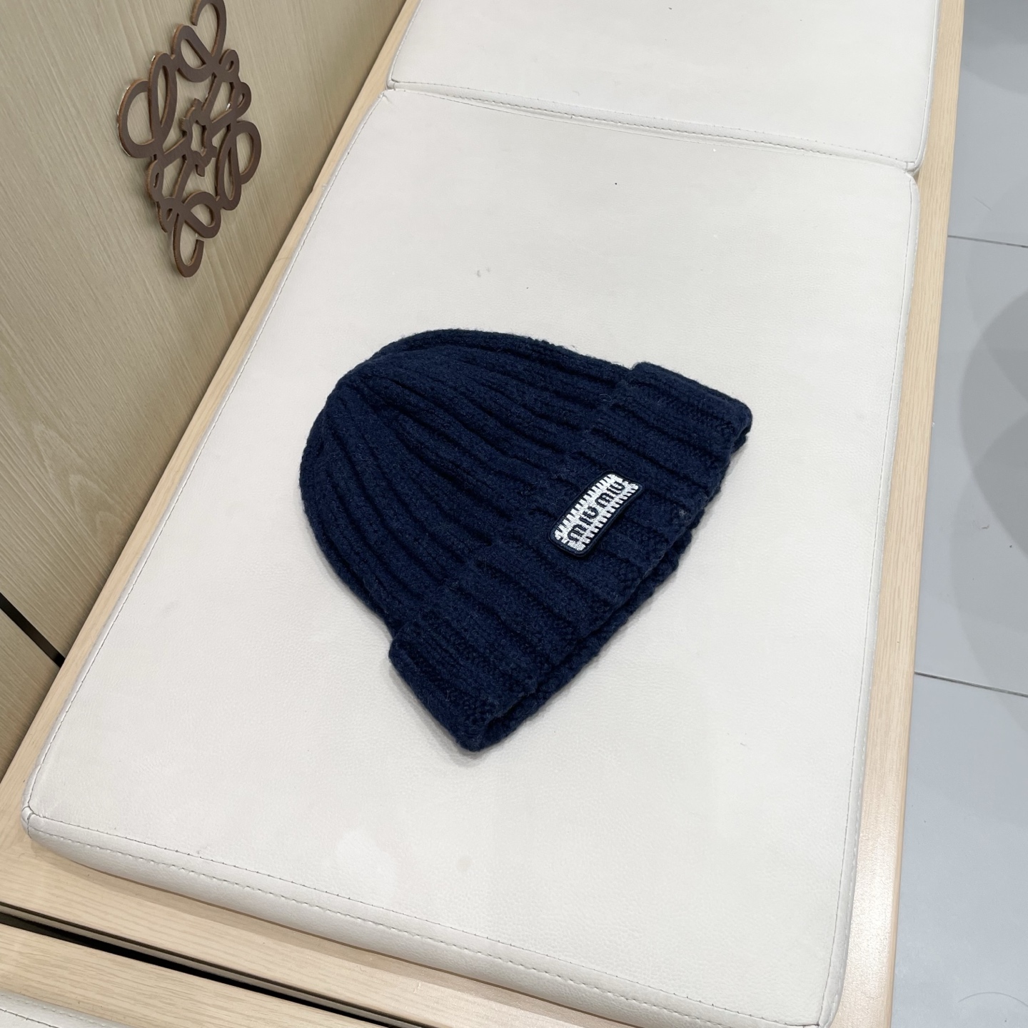 【MIUMIU缪缪】2025秋冬新款针织毛线帽，复古韩版的一款保暖百搭单品