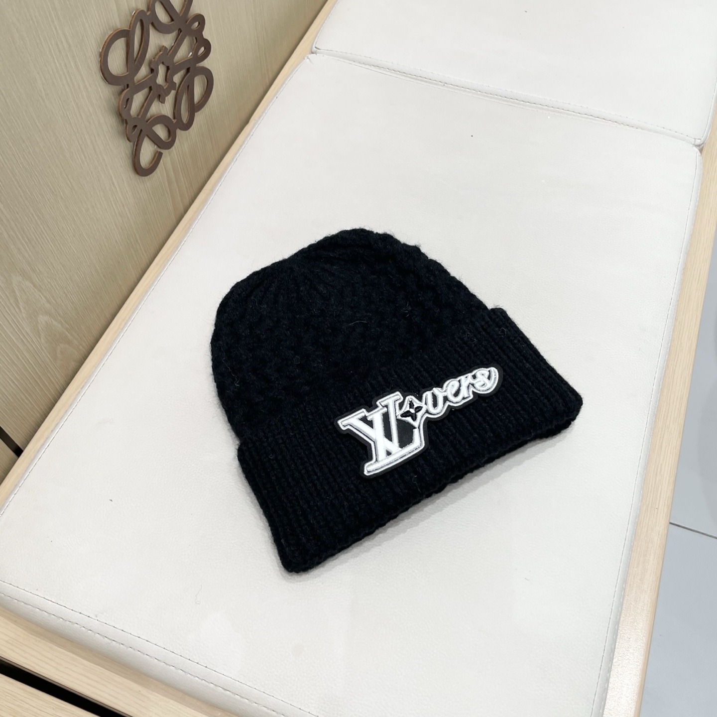  LV 路易威登 2025秋冬新款毛线帽，男女款针织帽