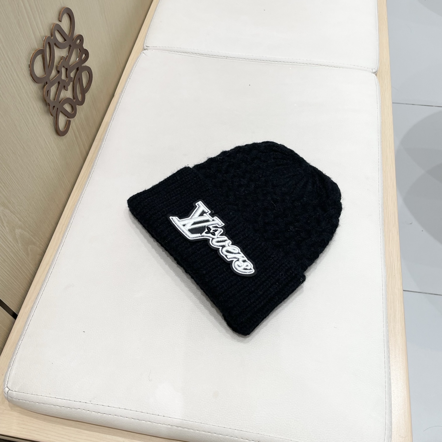  LV 路易威登 2025秋冬新款毛线帽，男女款针织帽