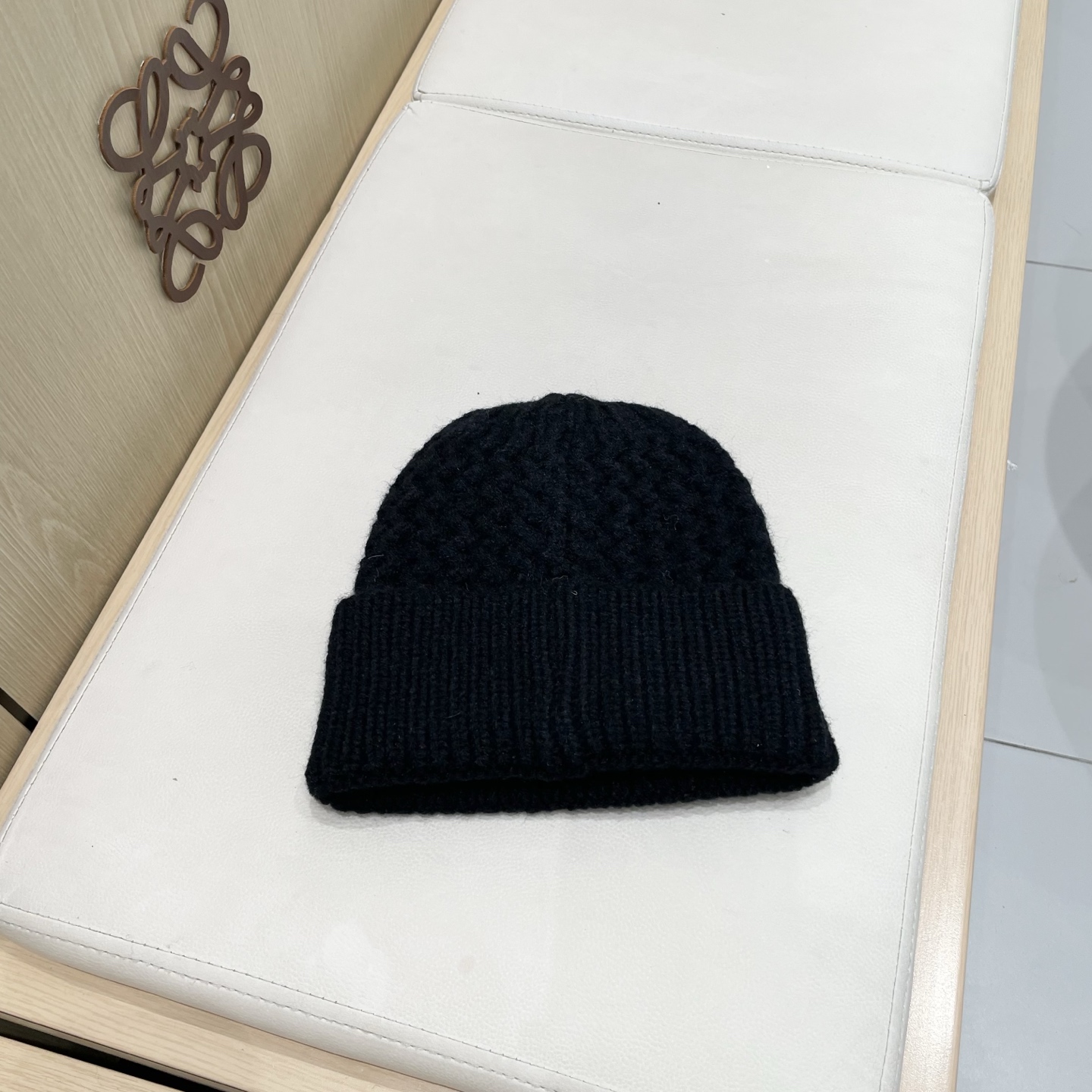  LV 路易威登 2025秋冬新款毛线帽，男女款针织帽