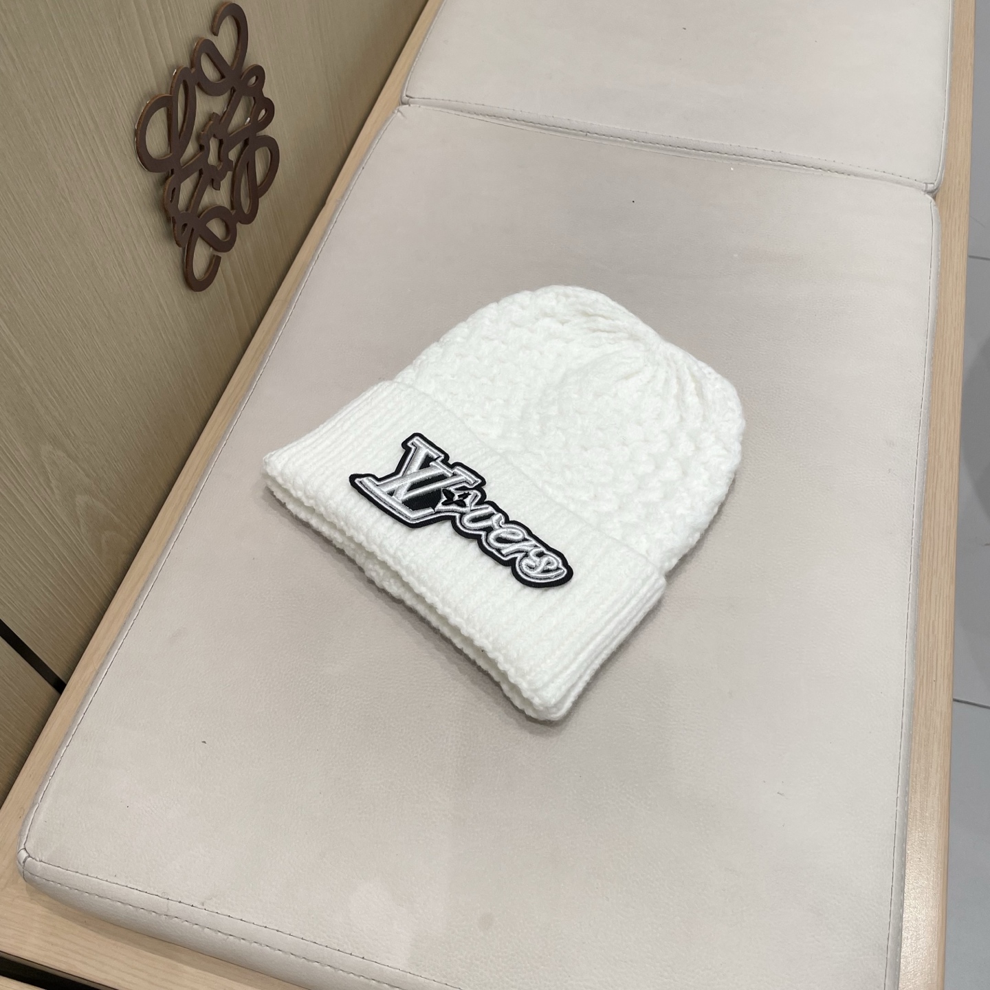  LV 路易威登 2025秋冬新款毛线帽，男女款针织帽