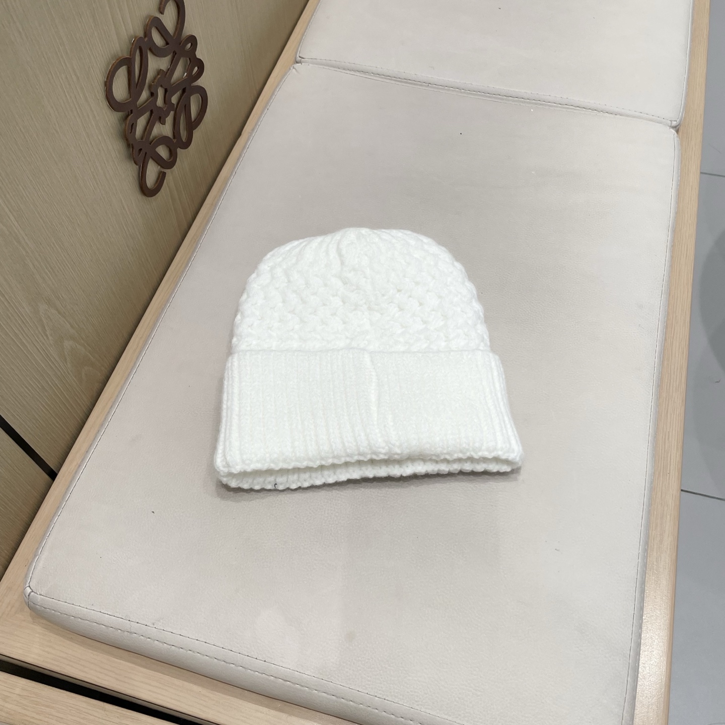  LV 路易威登 2025秋冬新款毛线帽，男女款针织帽