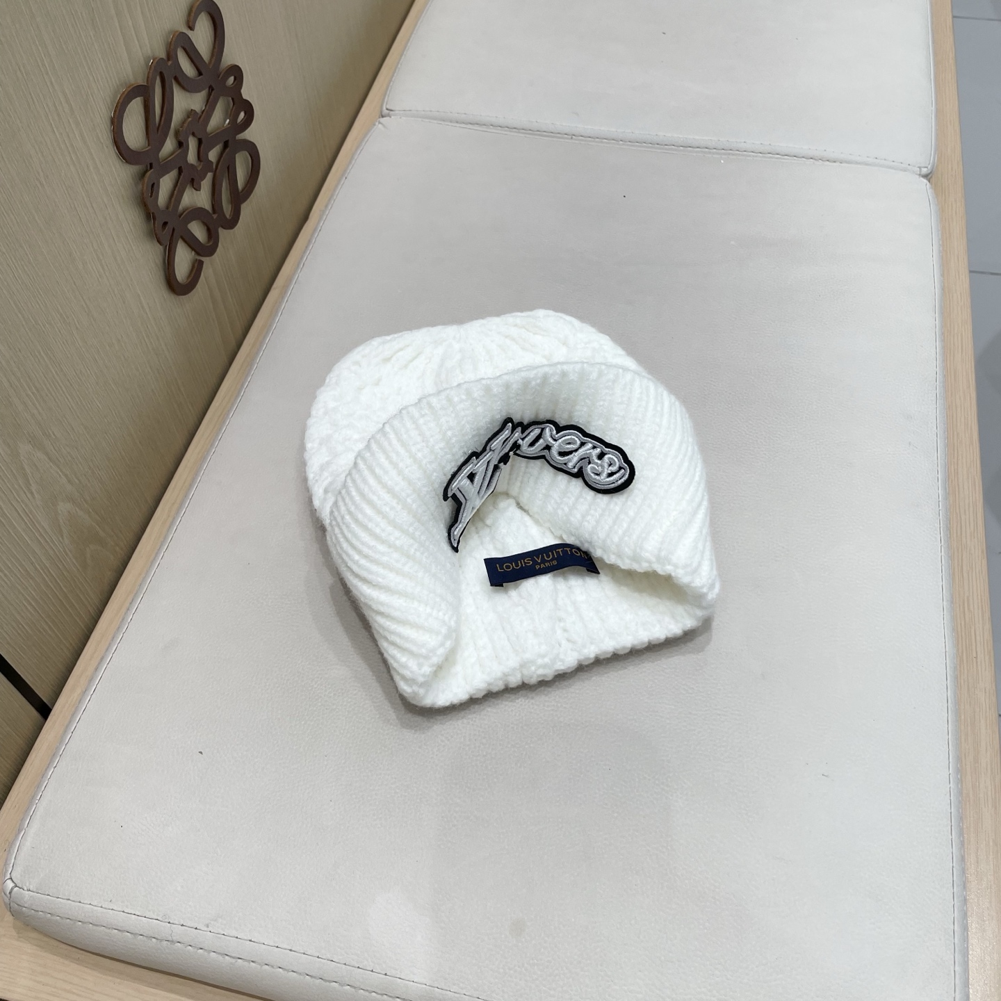  LV 路易威登 2025秋冬新款毛线帽，男女款针织帽