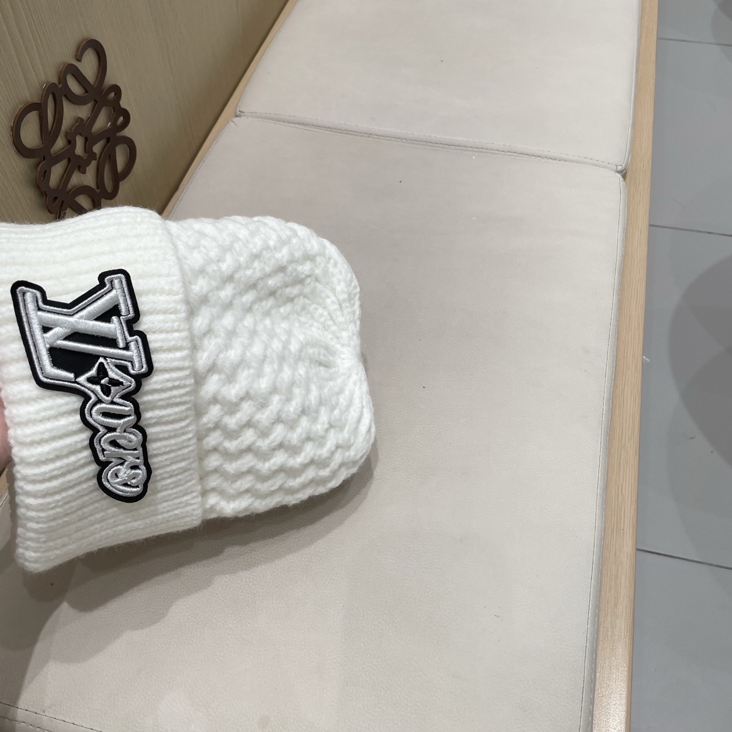  LV 路易威登 2025秋冬新款毛线帽，男女款针织帽