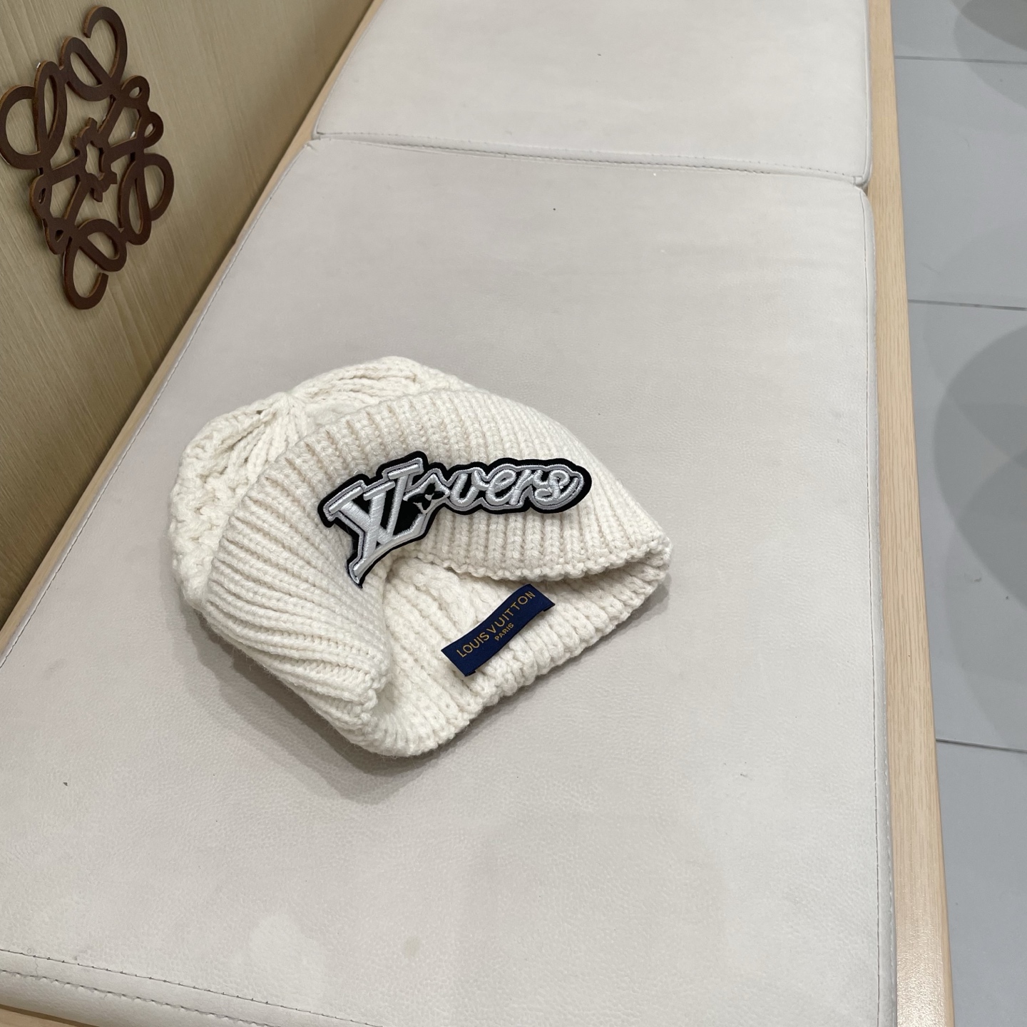  LV 路易威登 2025秋冬新款毛线帽，男女款针织帽