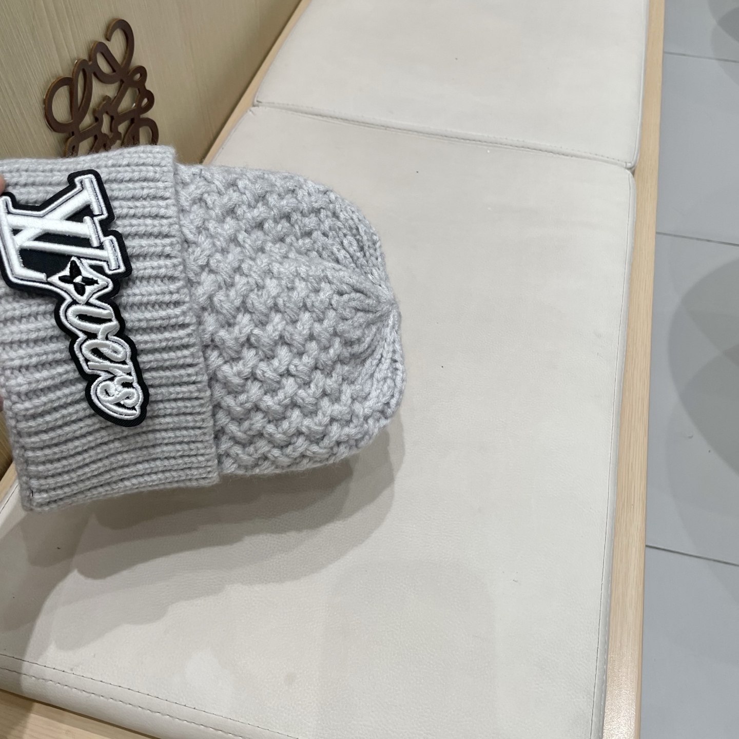  LV 路易威登 2025秋冬新款毛线帽，男女款针织帽