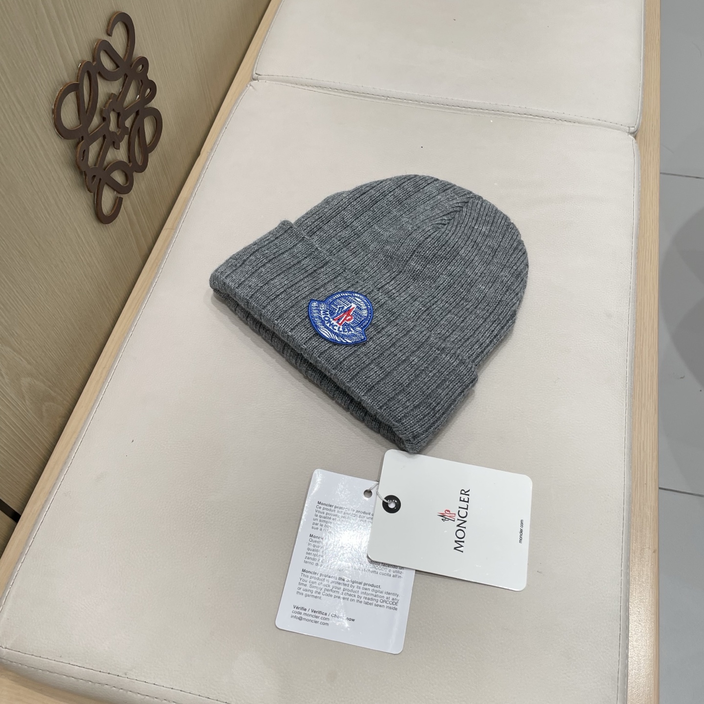  【MONCLER蒙口秋冬加厚加绒边保暖加厚男士针织帽户外护耳毛线帽女