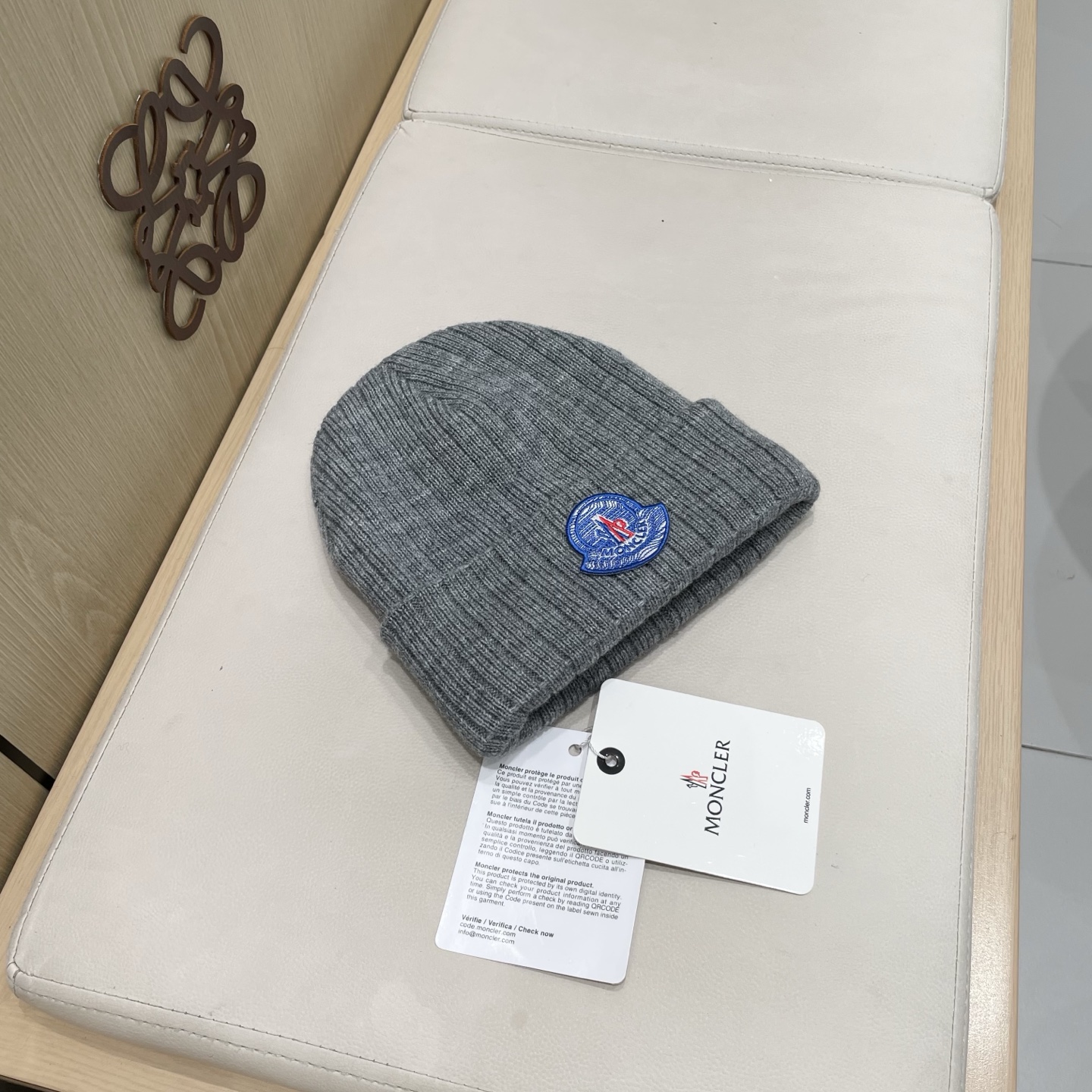  【MONCLER蒙口秋冬加厚加绒边保暖加厚男士针织帽户外护耳毛线帽女