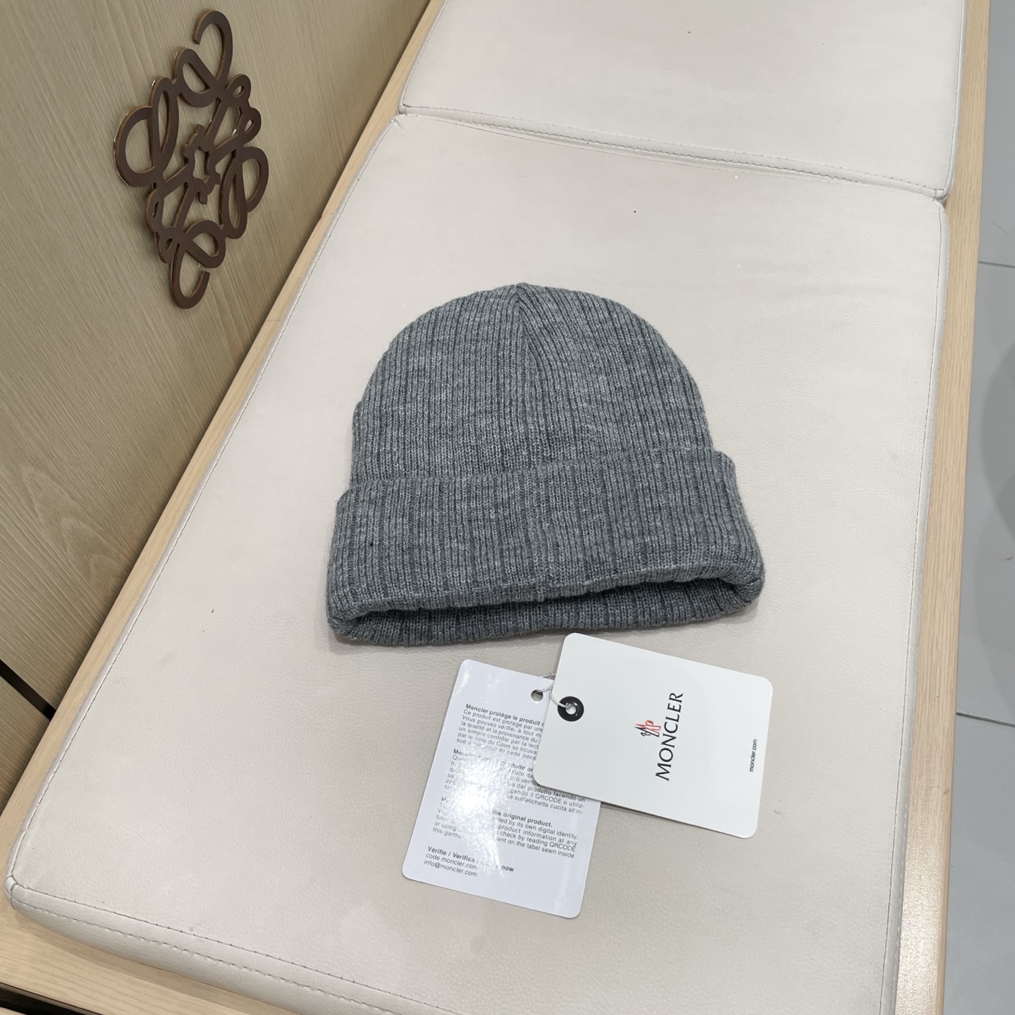  【MONCLER蒙口秋冬加厚加绒边保暖加厚男士针织帽户外护耳毛线帽女