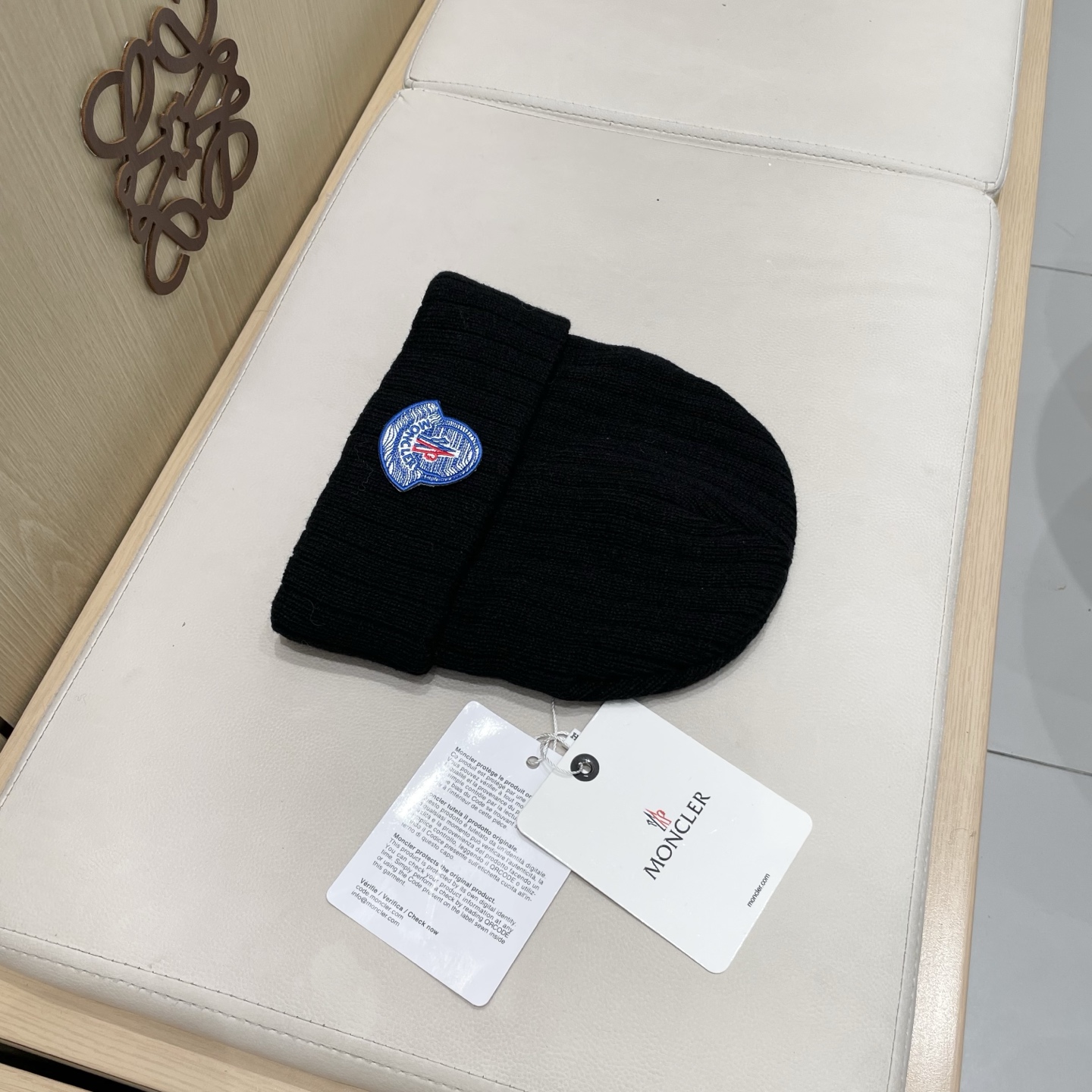  【MONCLER蒙口秋冬加厚加绒边保暖加厚男士针织帽户外护耳毛线帽女