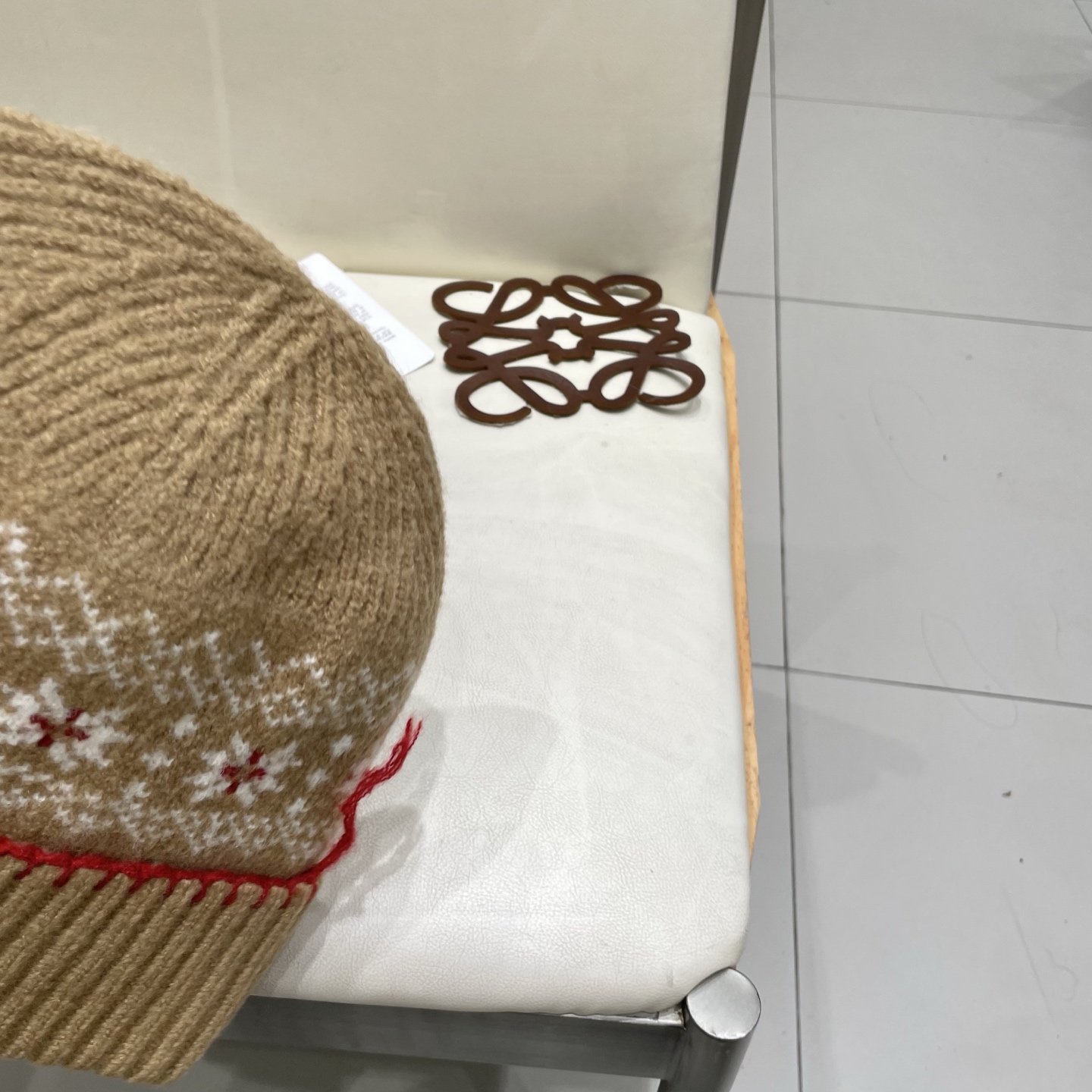 蒙口Moncler盟可睐💥新款经典针织帽，非常柔软亲肤，弹性很好💓有质感又非常百搭的款式~保暖的  均码