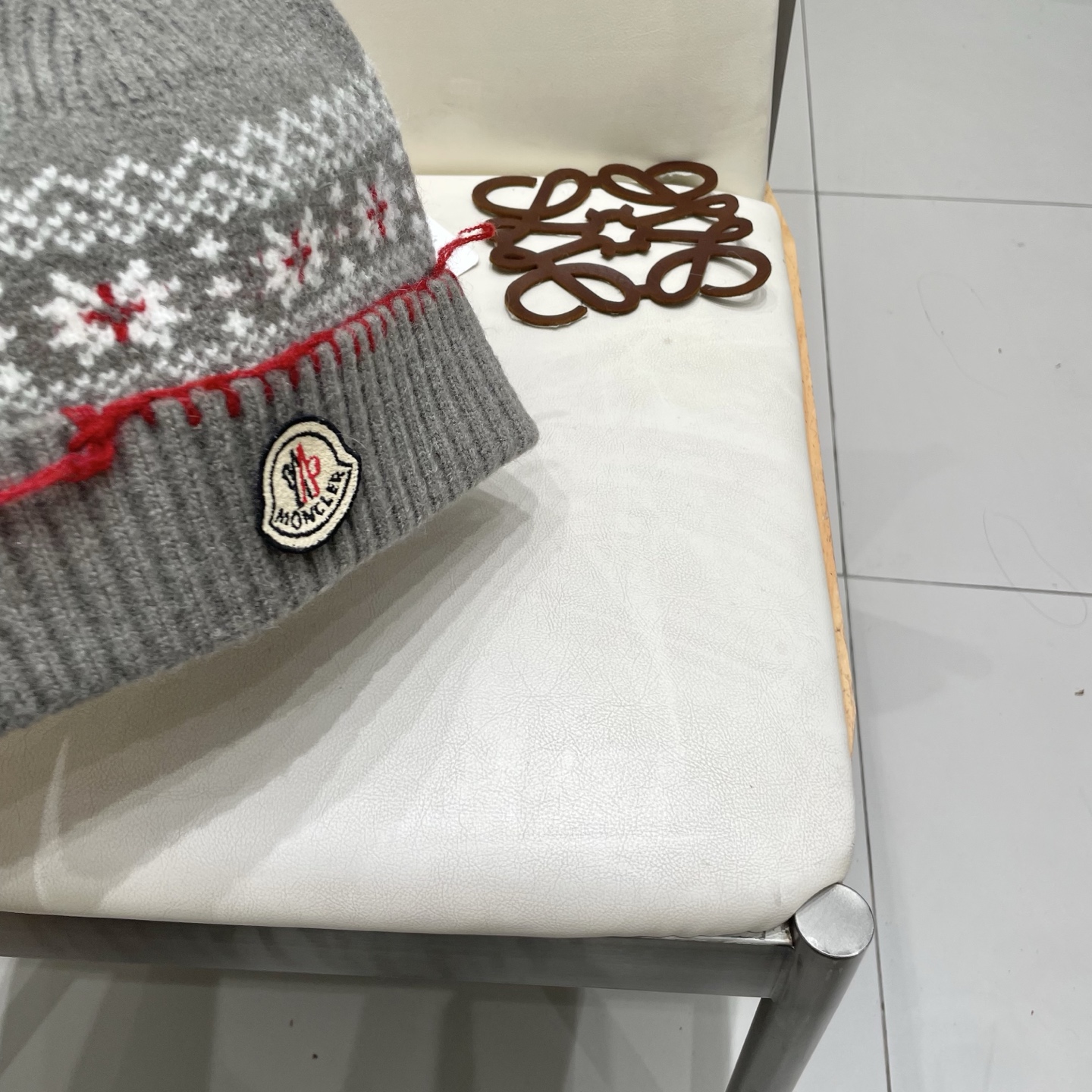 蒙口Moncler盟可睐💥新款经典针织帽，非常柔软亲肤，弹性很好💓有质感又非常百搭的款式~保暖的  均码