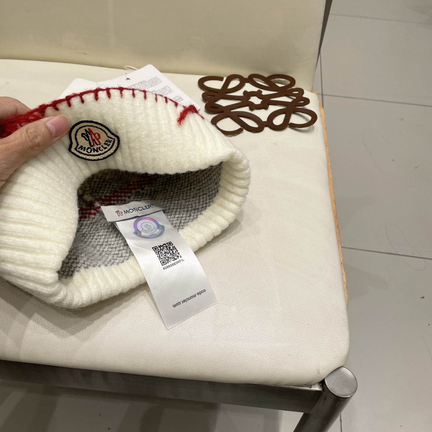 蒙口Moncler盟可睐💥新款经典针织帽，非常柔软亲肤，弹性很好💓有质感又非常百搭的款式~保暖的  均码