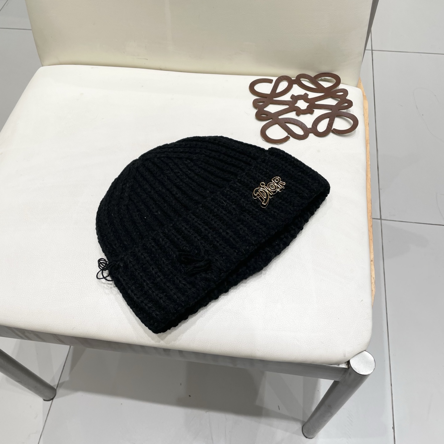  DIOR迪奥破洞针织帽子女冬季复古百搭显脸小毛线帽大头围保暖冷帽