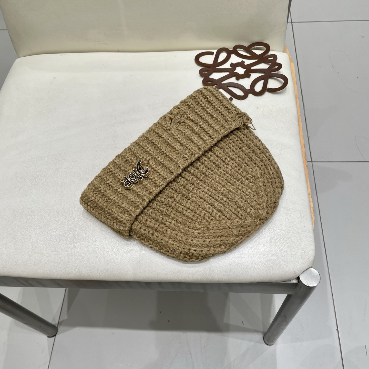  DIOR迪奥破洞针织帽子女冬季复古百搭显脸小毛线帽大头围保暖冷帽